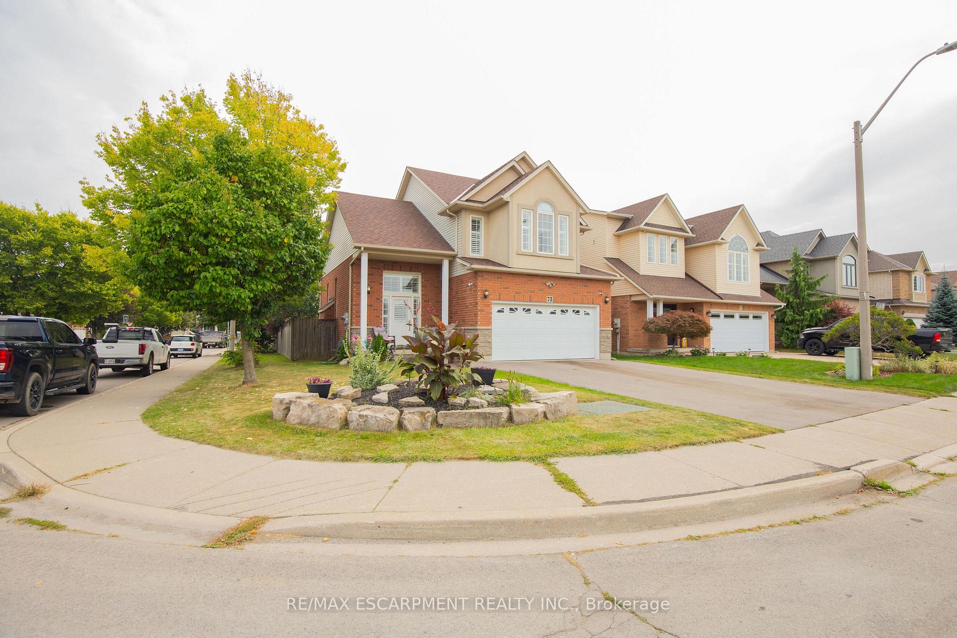 Photo 3 of 73 Appleblossom Drive, Hamilton, Gourley — HOMEH