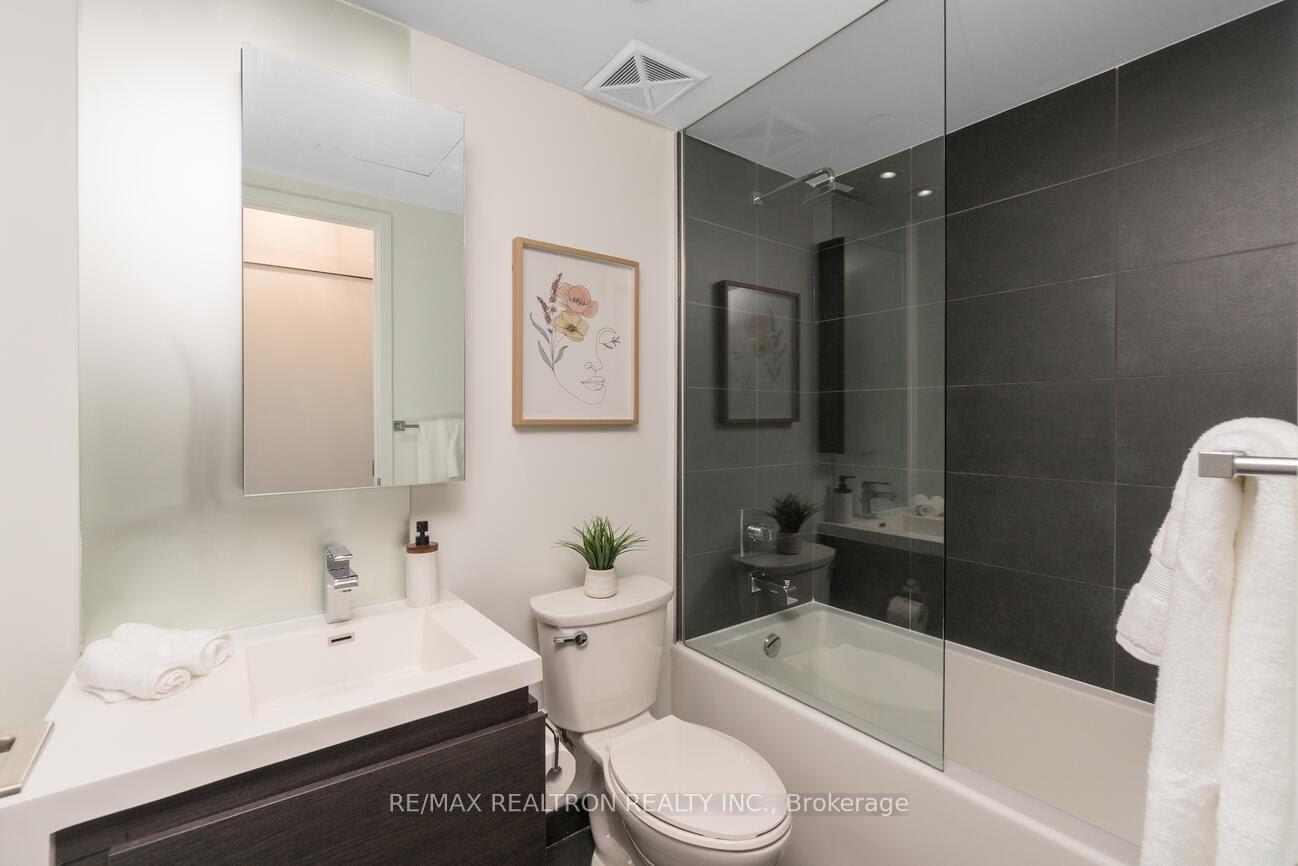 Photo 19 of Unit 1108, 1030 King Street W, Toronto, Niagara — HOMEH