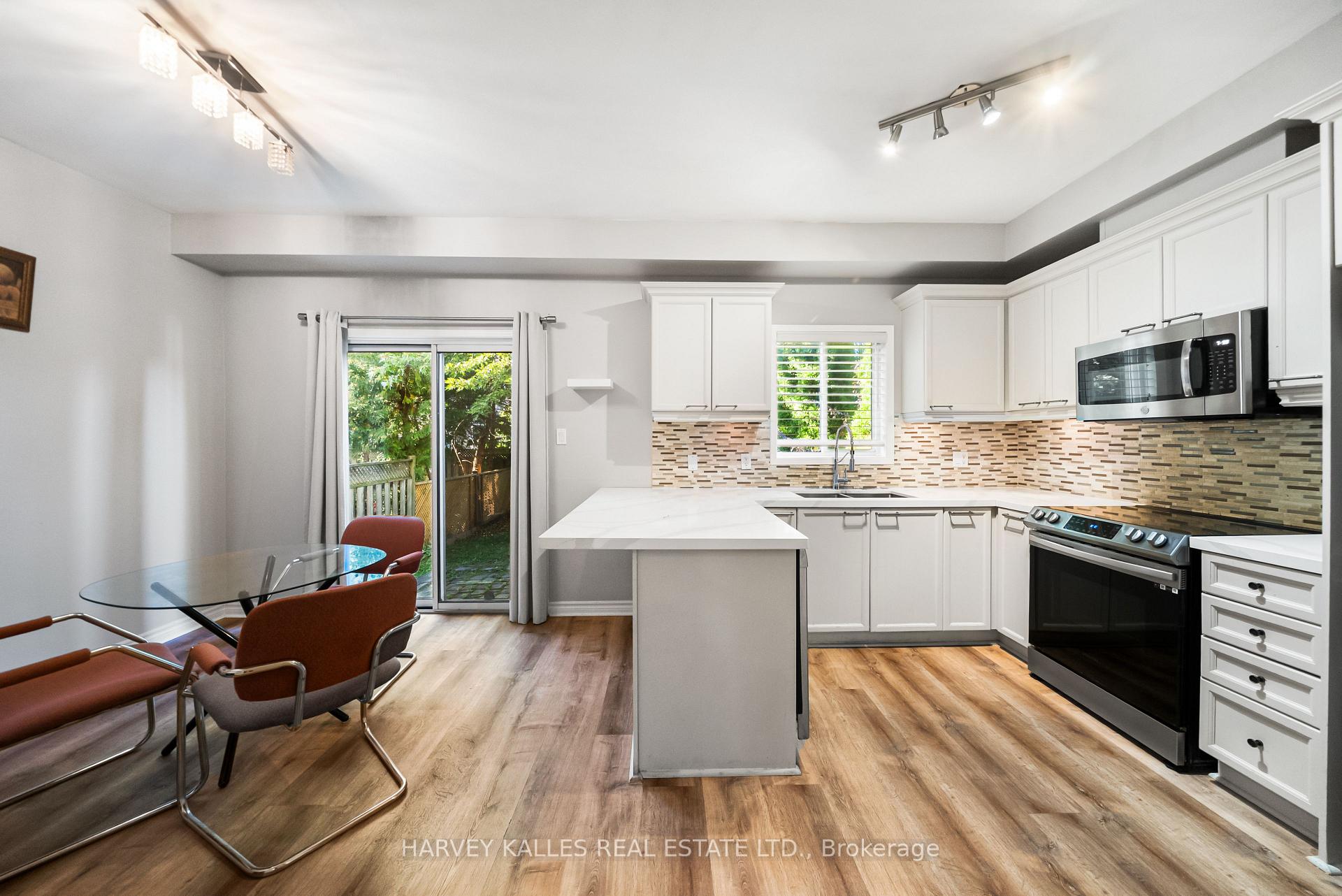 Photo 13 of Unit Main, 68 Nantucket Drive, Richmond Hill, Oak Ridges Lake Wilcox — HOMEH