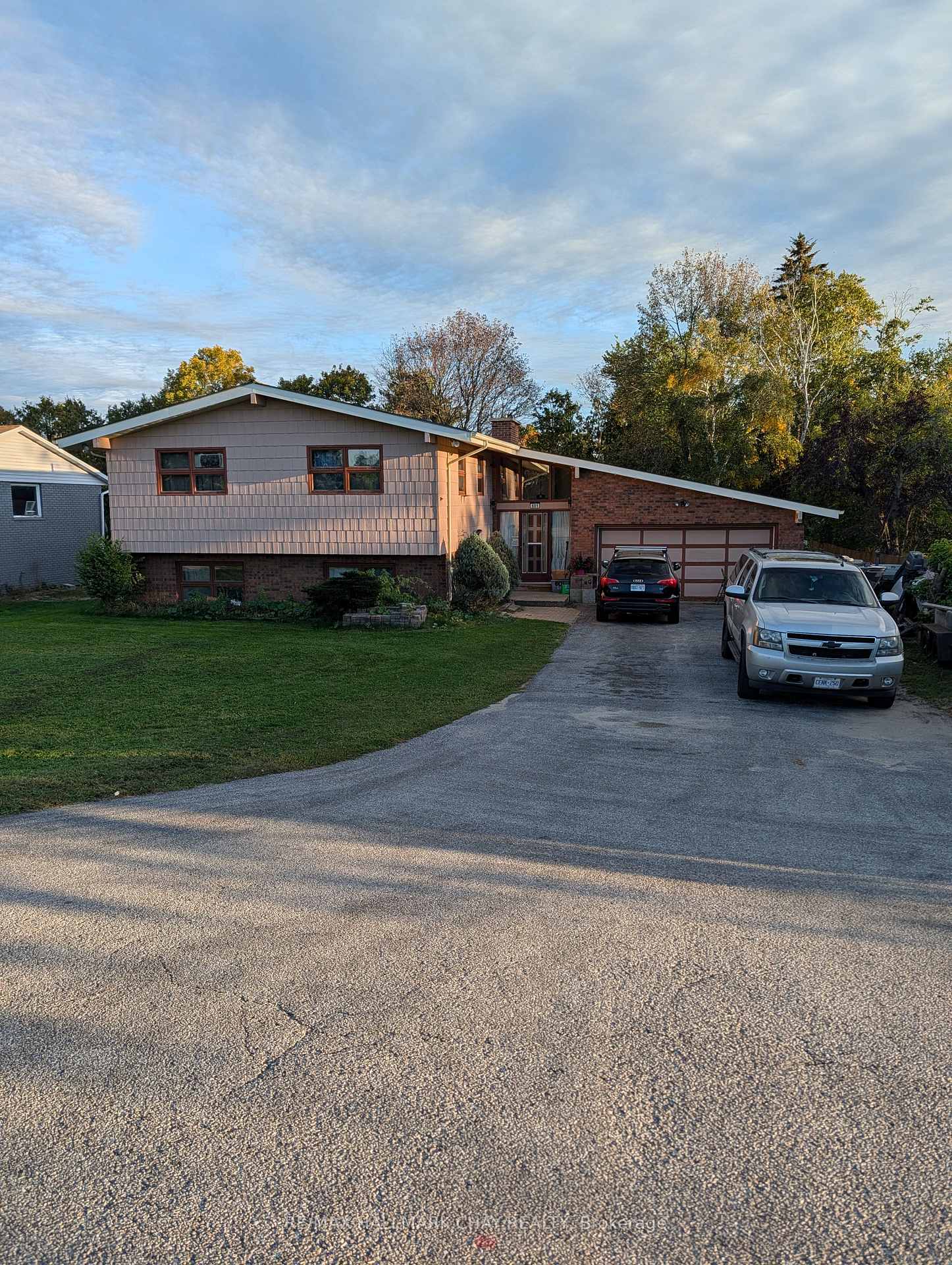 Photo of 601 Big Bay Point Road