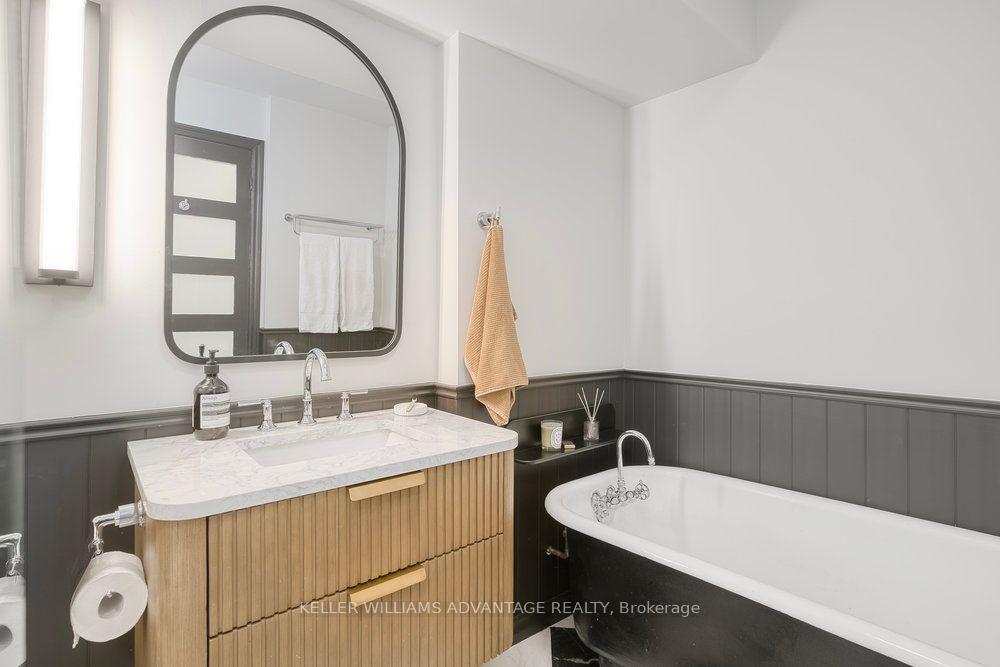 Photo 7 of Unit 201, 394 Euclid Avenue, Toronto, Palmerston-Little Italy — HOMEH