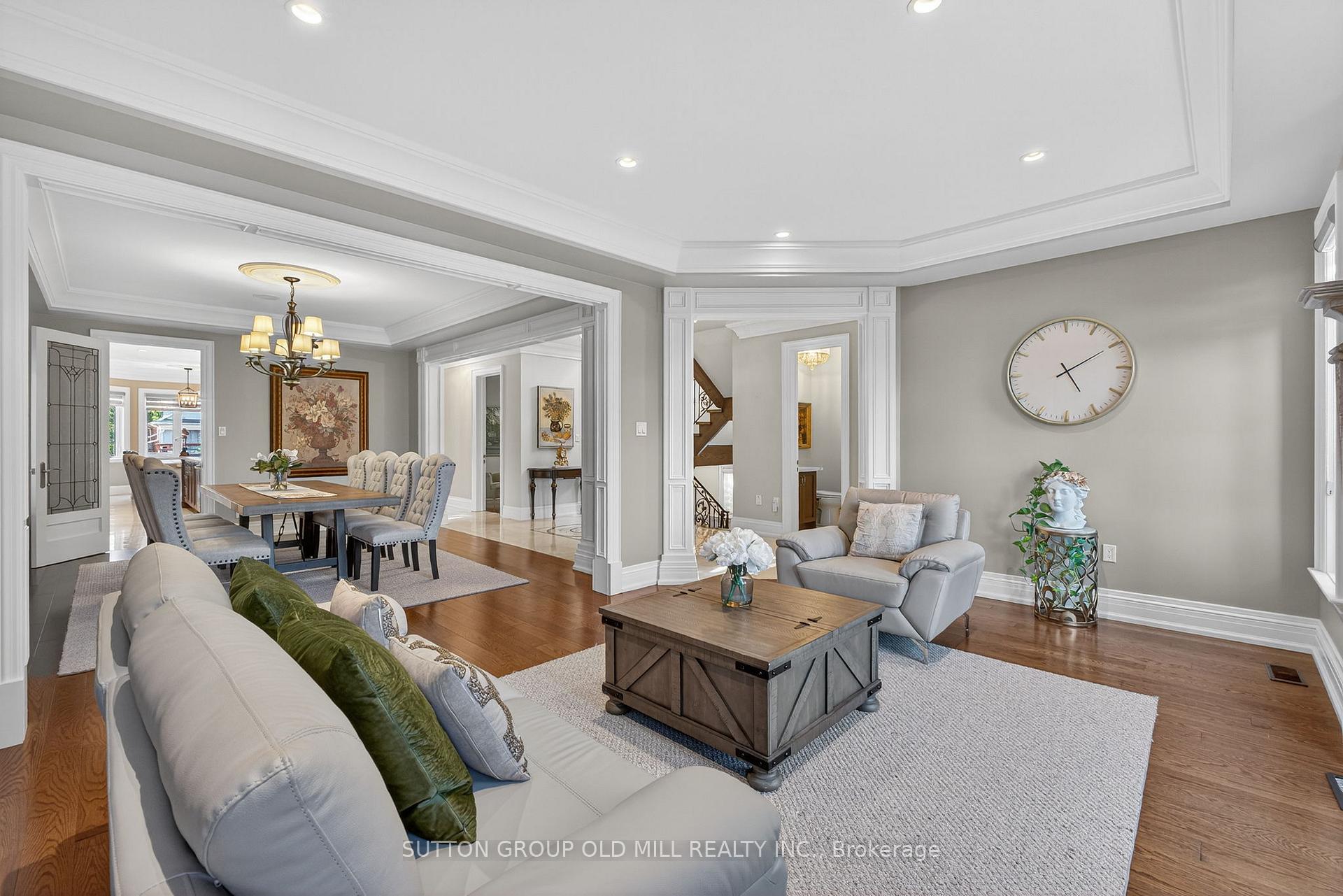 Photo 10 of 7 Cousins Drive, Aurora, Aurora Village — HOMEH