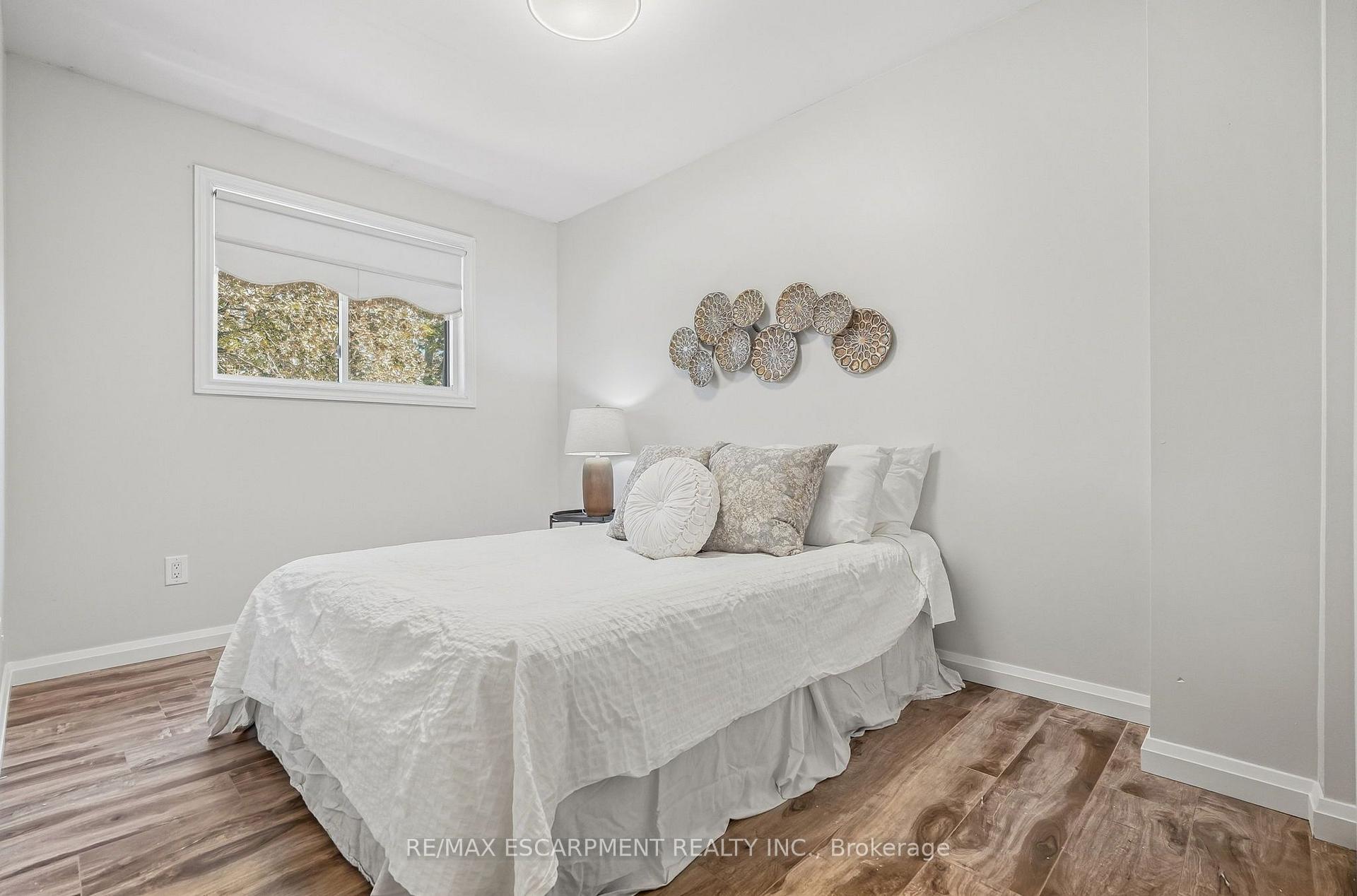 Photo 19 of Unit 27, 1518 Sixth Line, Oakville, College Park — HOMEH