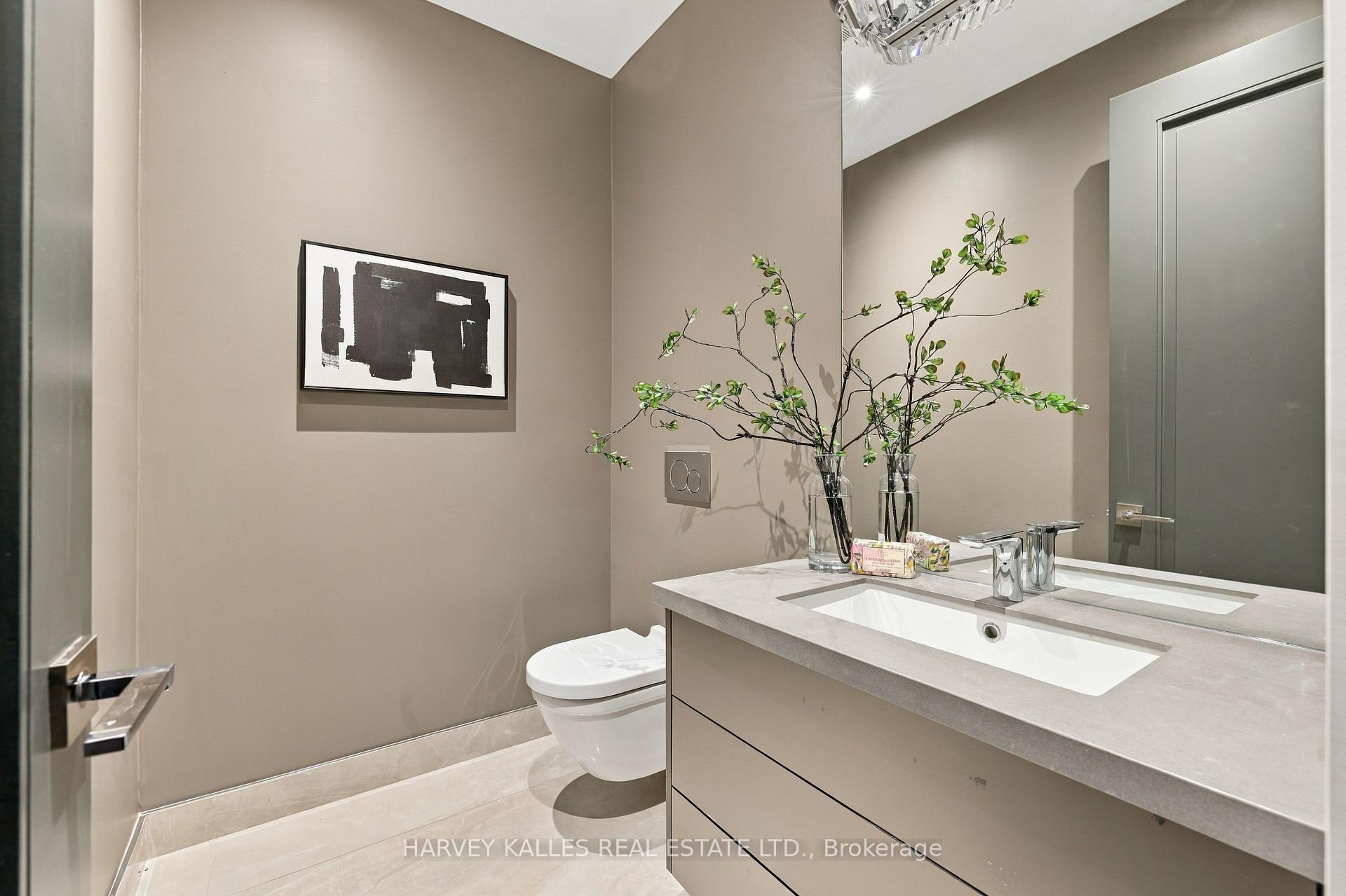 Photo 26 of 554 St Clements Avenue, Toronto, Forest Hill North — HOMEH