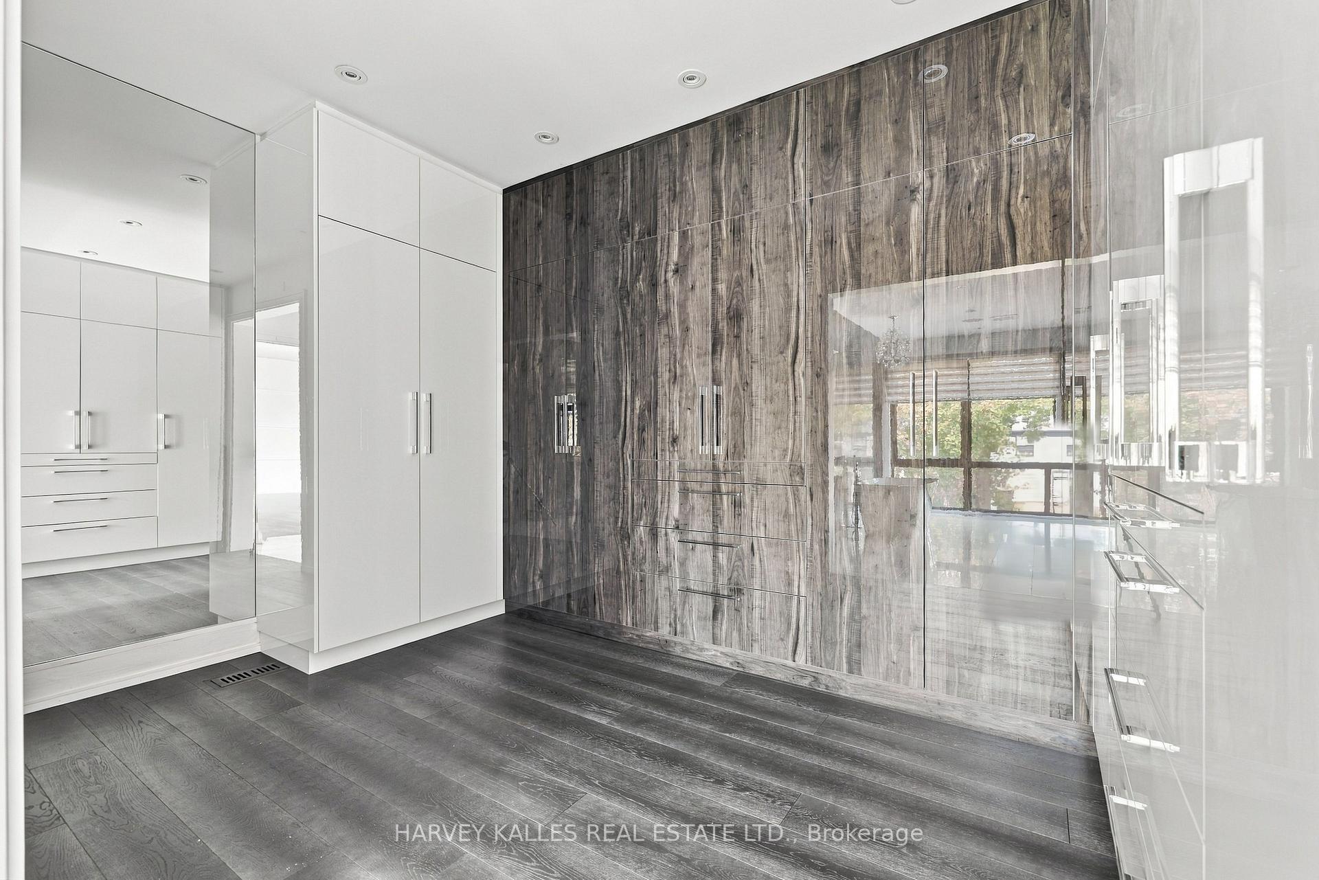 Photo 31 of 554 St Clements Avenue, Toronto, Forest Hill North — HOMEH