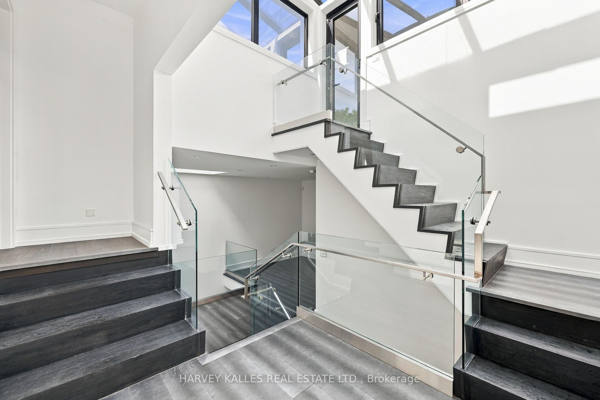 Photo 35 of 554 St Clements Avenue, Toronto, Forest Hill North — HOMEH