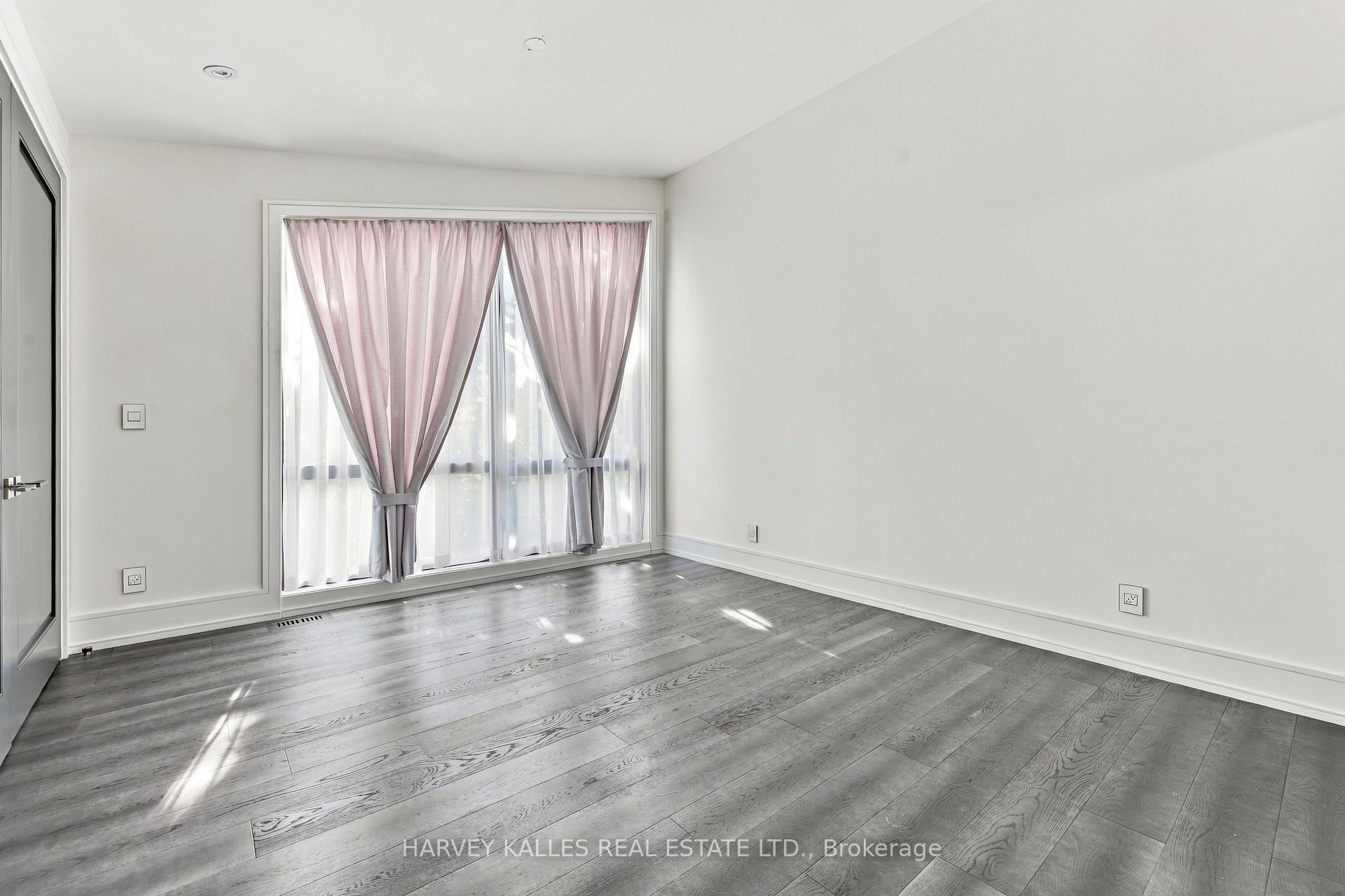 Photo 37 of 554 St Clements Avenue, Toronto, Forest Hill North — HOMEH