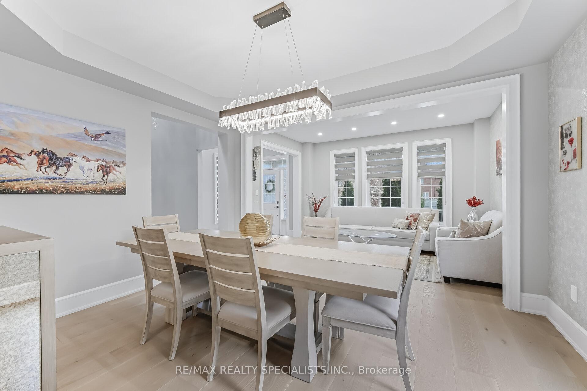 Photo 5 of 146 Lloyd Sanderson Drive, Brampton, Credit Valley — HOMEH