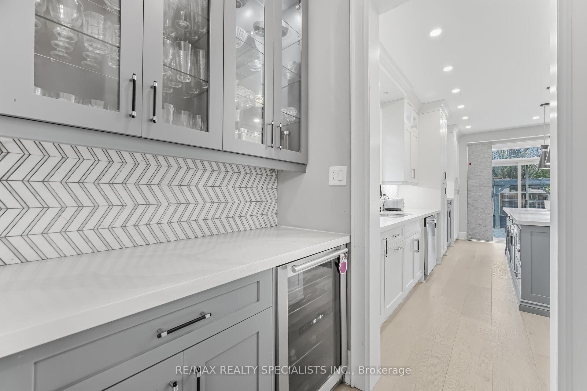 Photo 6 of 146 Lloyd Sanderson Drive, Brampton, Credit Valley — HOMEH