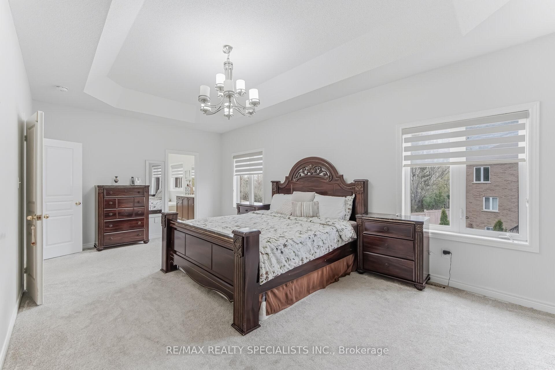Photo 16 of 146 Lloyd Sanderson Drive, Brampton, Credit Valley — HOMEH