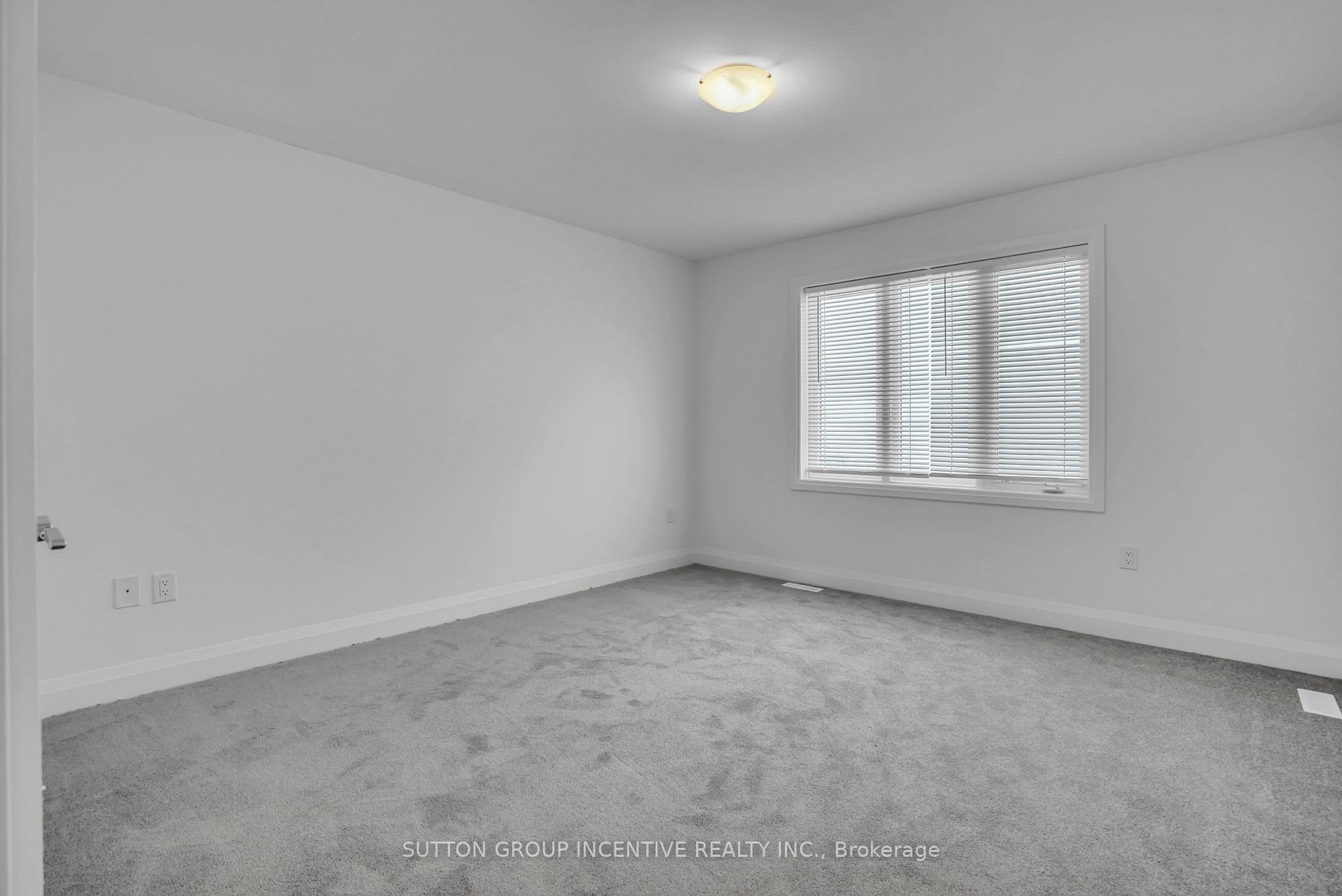 Photo 16 of Unit 2, 5 Ranch Terrace, Barrie, Rural Barrie Southeast — HOMEH