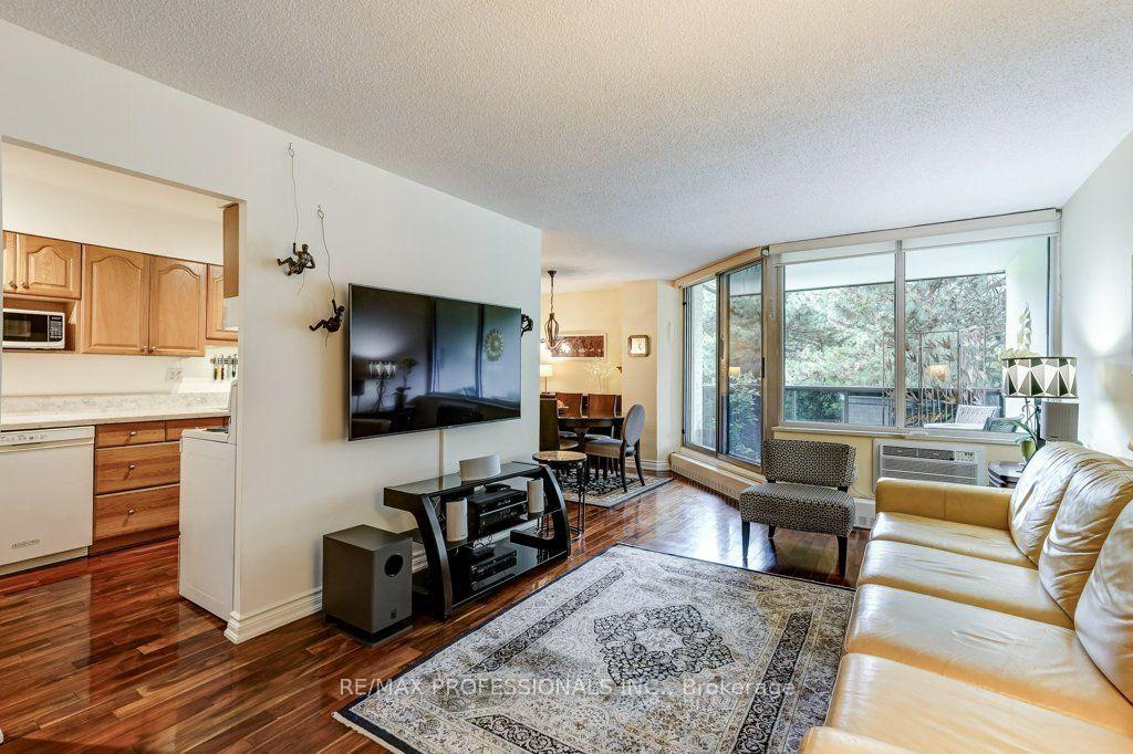 Photo 3 of Unit 112, 420 Mill Road, Etobicoke, Eringate-Centennial-West Deane — HOMEH
