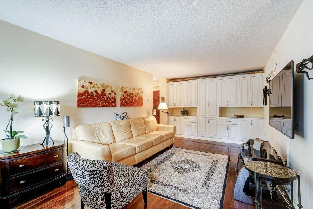 Photo 4 of Unit 112, 420 Mill Road, Etobicoke, Eringate-Centennial-West Deane — HOMEH