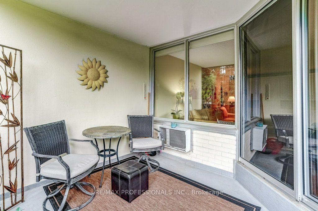 Photo 11 of Unit 112, 420 Mill Road, Etobicoke, Eringate-Centennial-West Deane — HOMEH