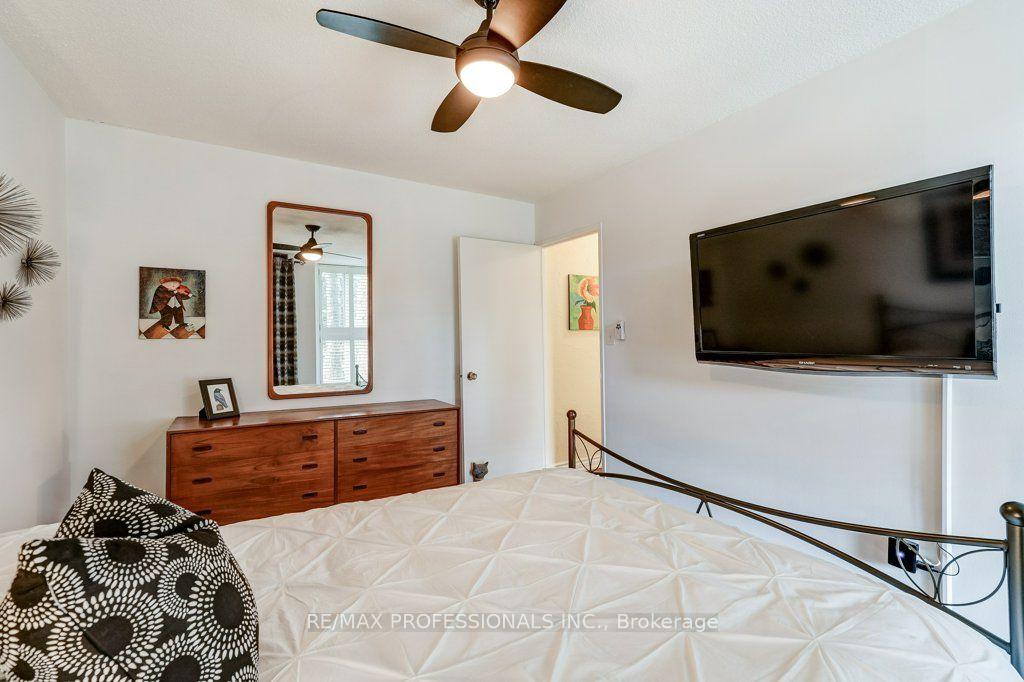 Photo 14 of Unit 112, 420 Mill Road, Etobicoke, Eringate-Centennial-West Deane — HOMEH