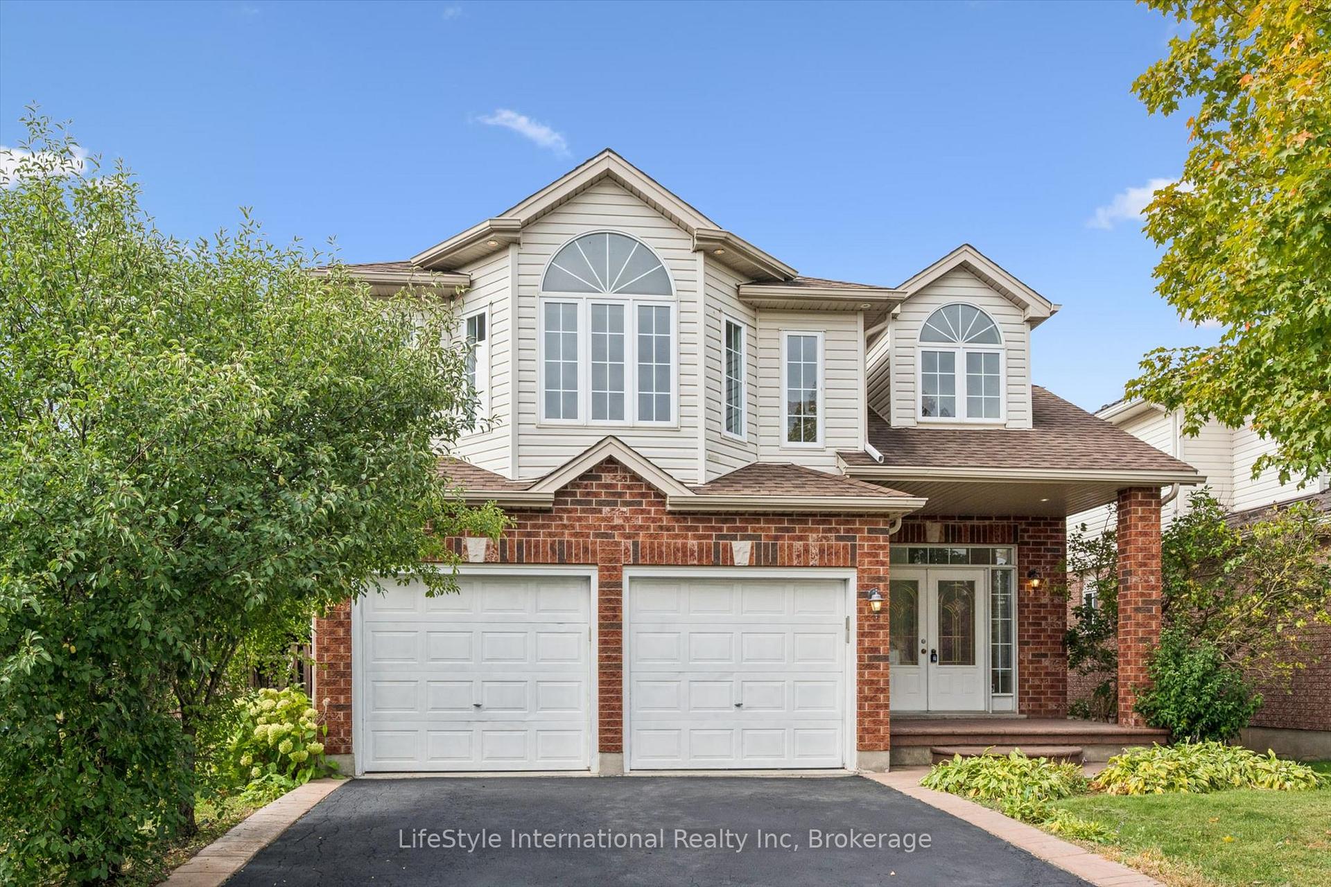 Photo 2 of 4 Davis Street, Guelph, Grange Road — HOMEH