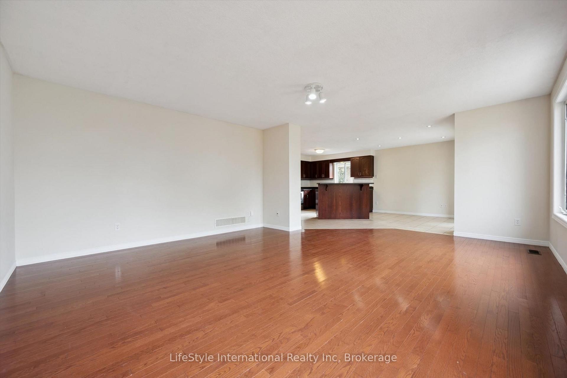 Photo 17 of 4 Davis Street, Guelph, Grange Road — HOMEH