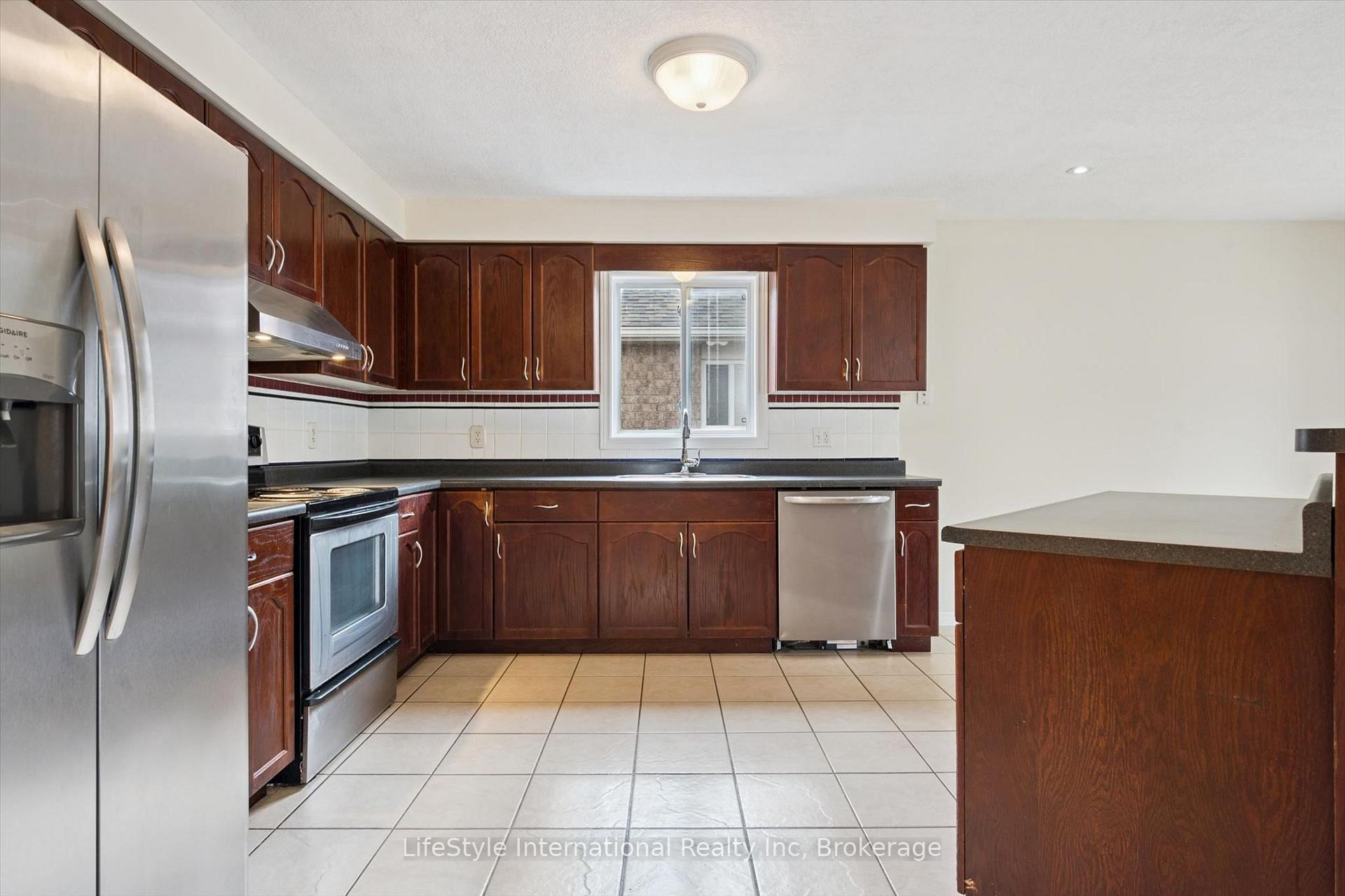 Photo 21 of 4 Davis Street, Guelph, Grange Road — HOMEH