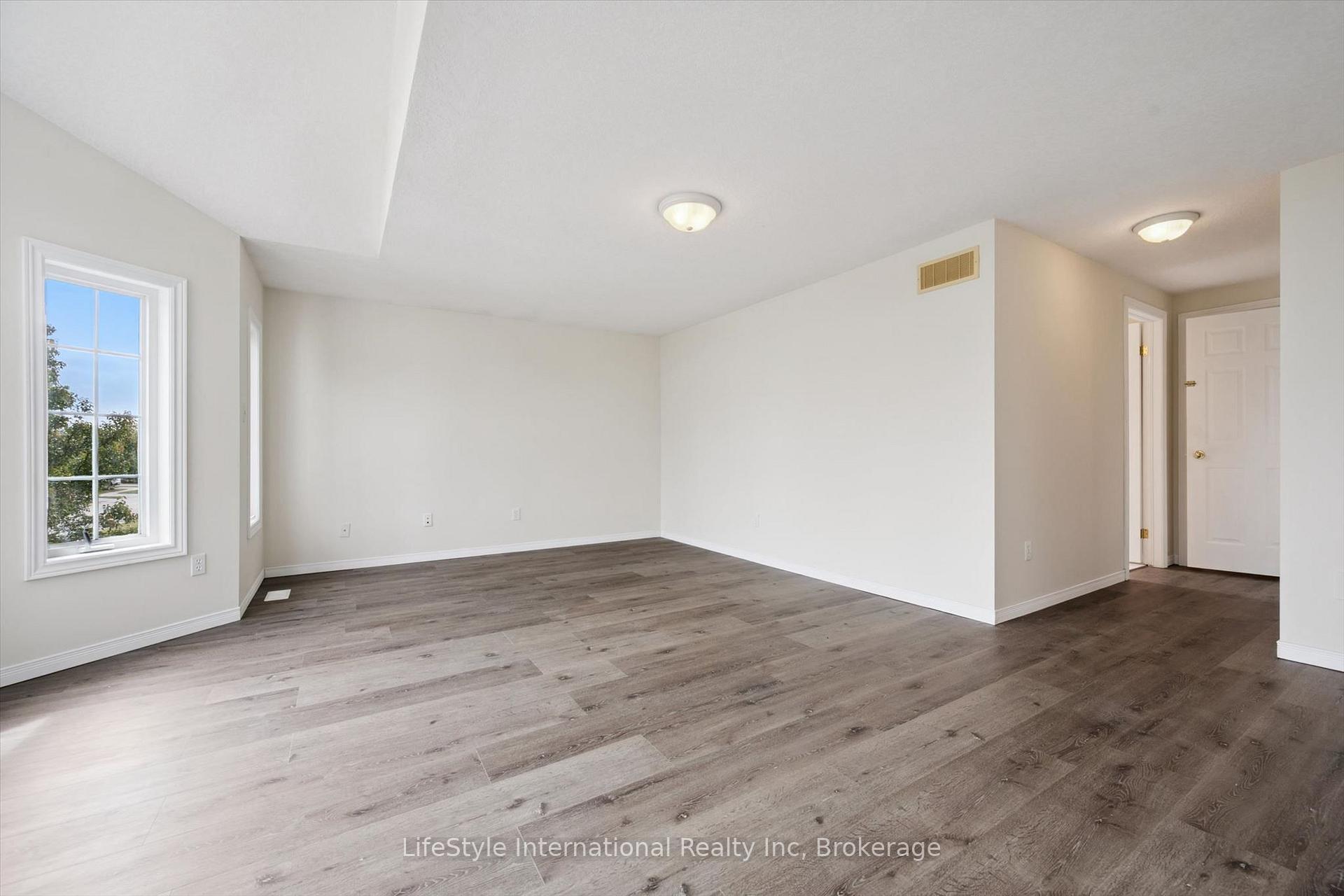 Photo 32 of 4 Davis Street, Guelph, Grange Road — HOMEH