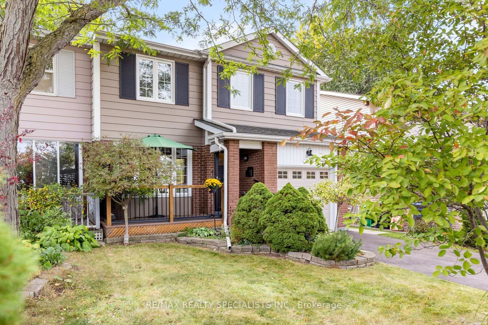 Photo 2 of 6169 Starfield Crescent, Mississauga, Meadowvale — HOMEH