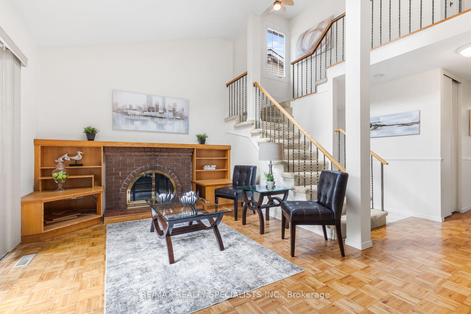 Photo 6 of 6169 Starfield Crescent, Mississauga, Meadowvale — HOMEH