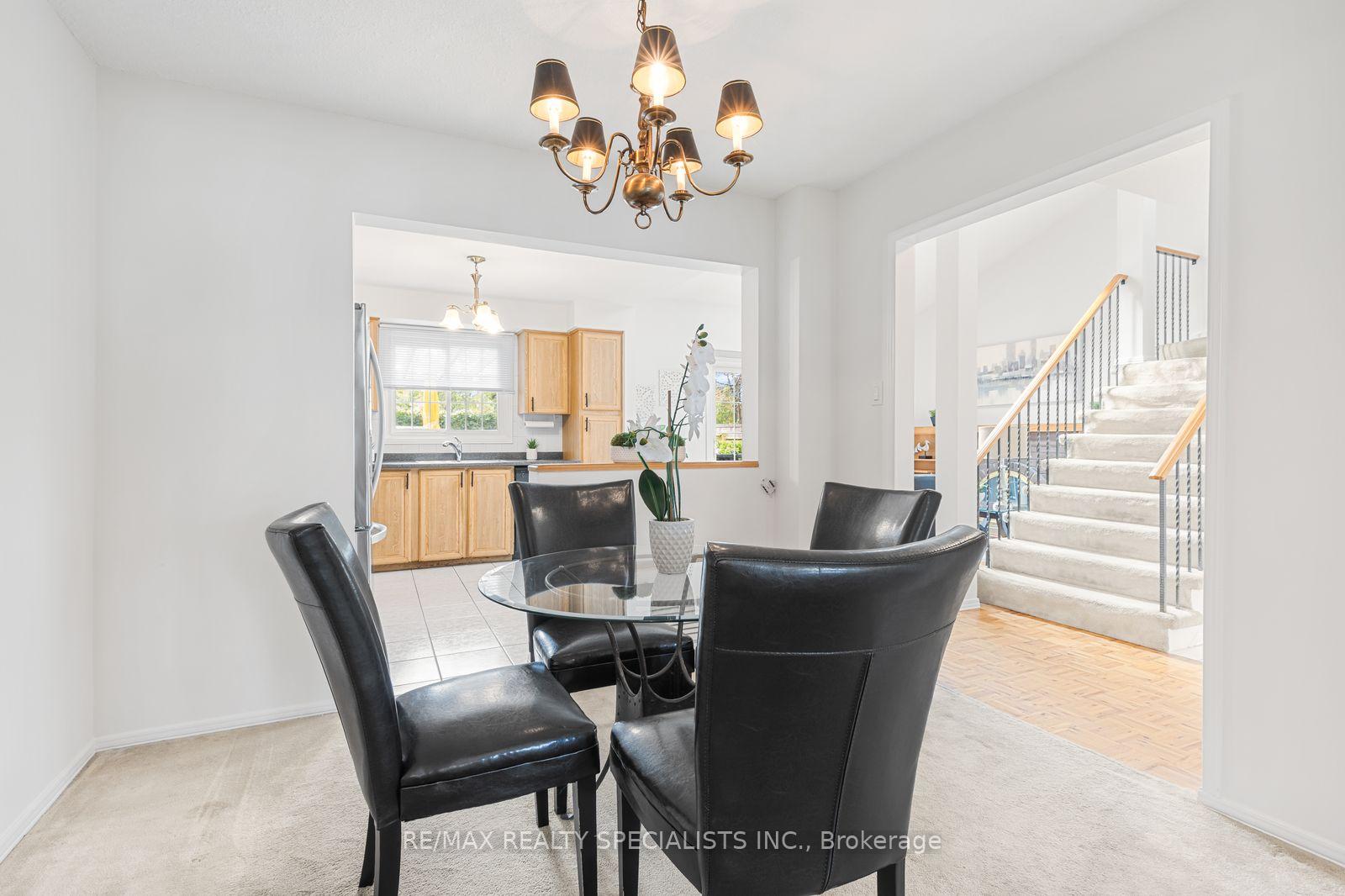 Photo 13 of 6169 Starfield Crescent, Mississauga, Meadowvale — HOMEH