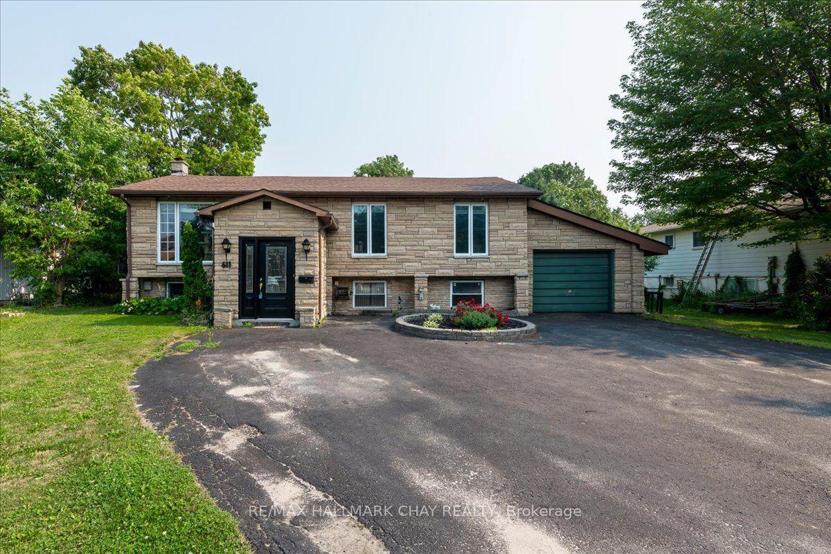Photo of 611 Big Bay Point Rd