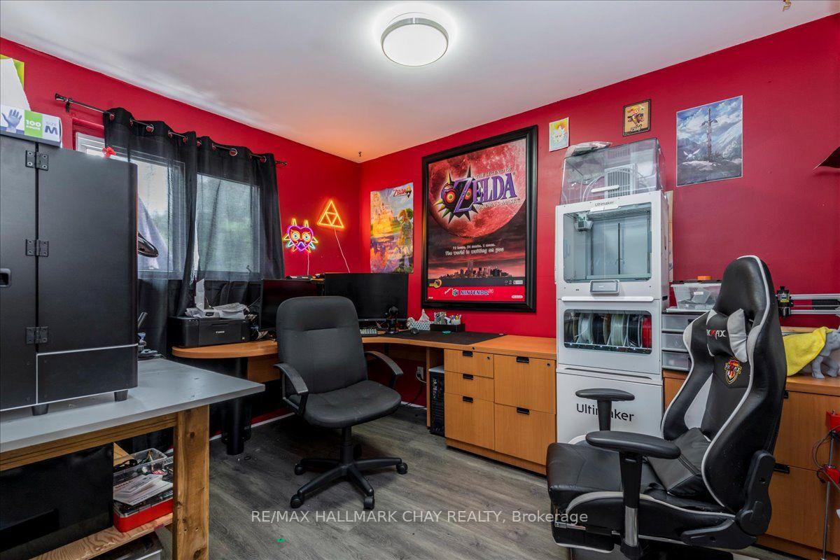 Photo 12 of 611 Big Bay Point Rd, Barrie, Bayshore — HOMEH