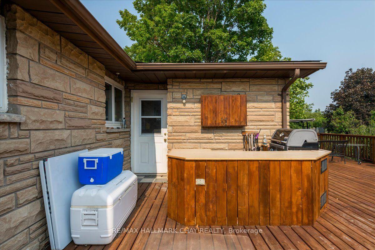 Photo 21 of 611 Big Bay Point Rd, Barrie, Bayshore — HOMEH