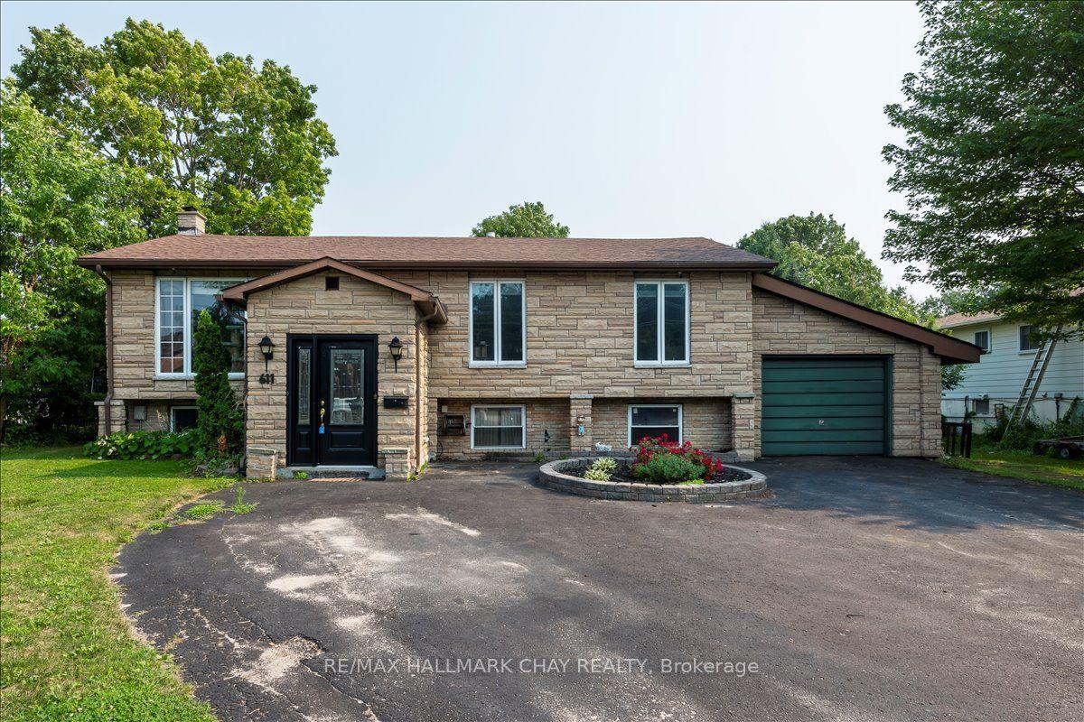 Photo 29 of 611 Big Bay Point Rd, Barrie, Bayshore — HOMEH