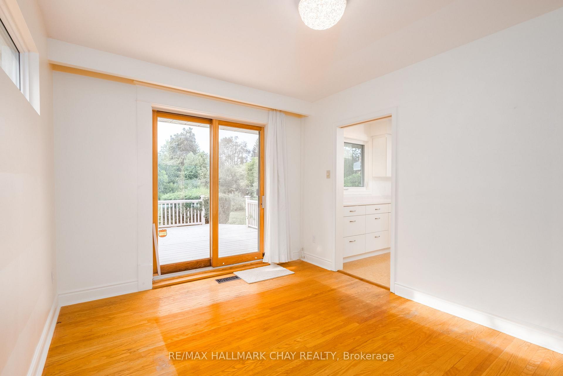 Photo 15 of 44 Amelia Street, Barrie, Codrington — HOMEH