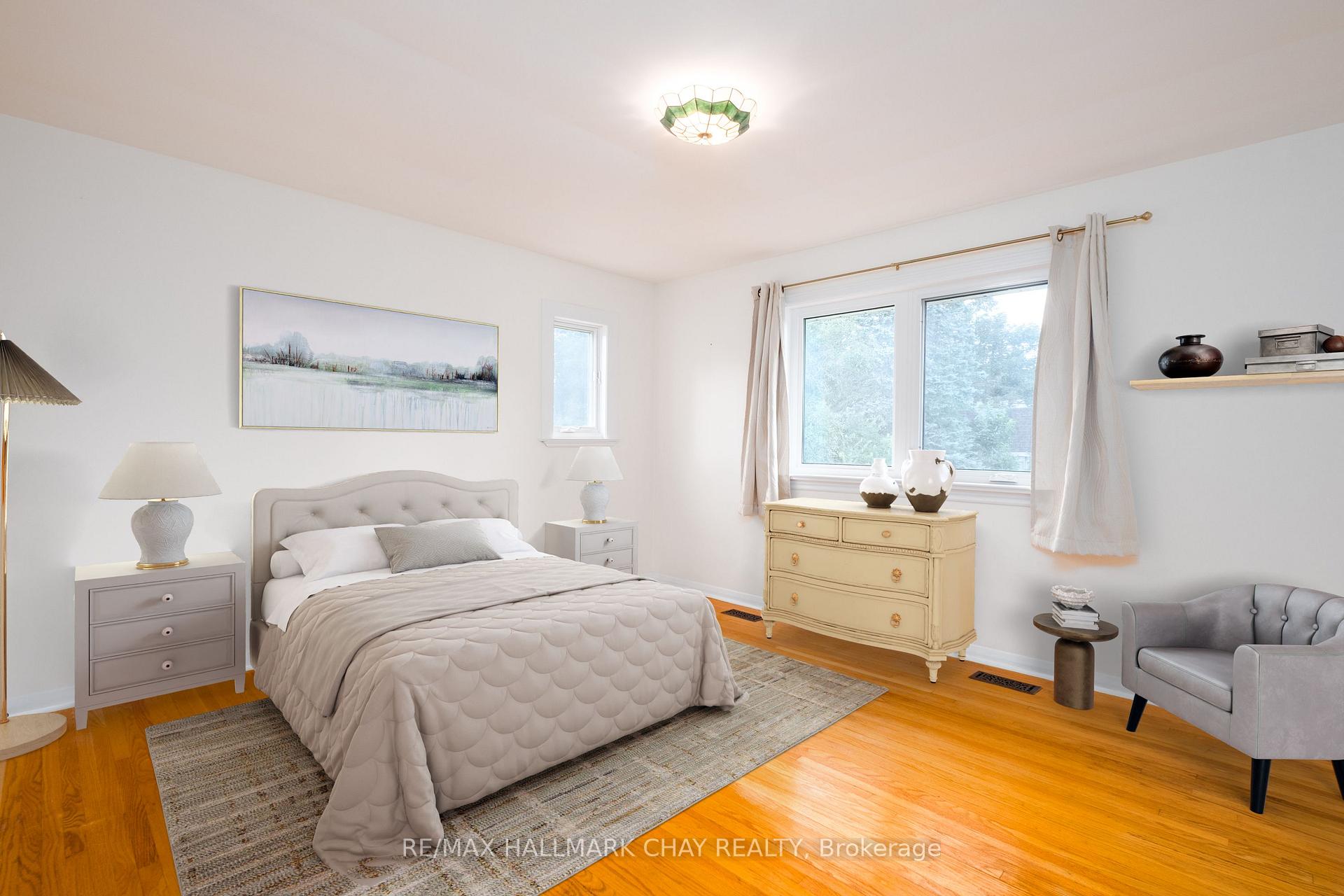 Photo 28 of 44 Amelia Street, Barrie, Codrington — HOMEH