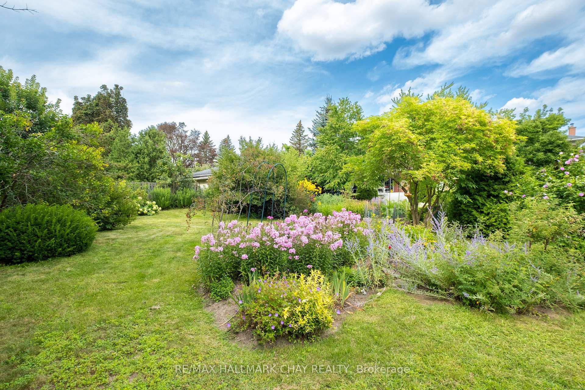 Photo 44 of 44 Amelia Street, Barrie, Codrington — HOMEH