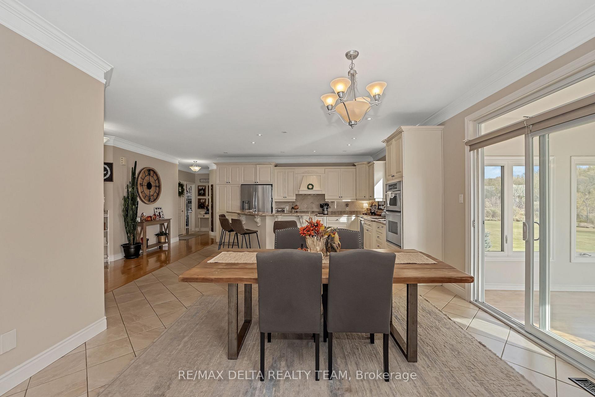 Photo 5 of 3782 Etienne Road, Ottawa, Cumberland West — HOMEH