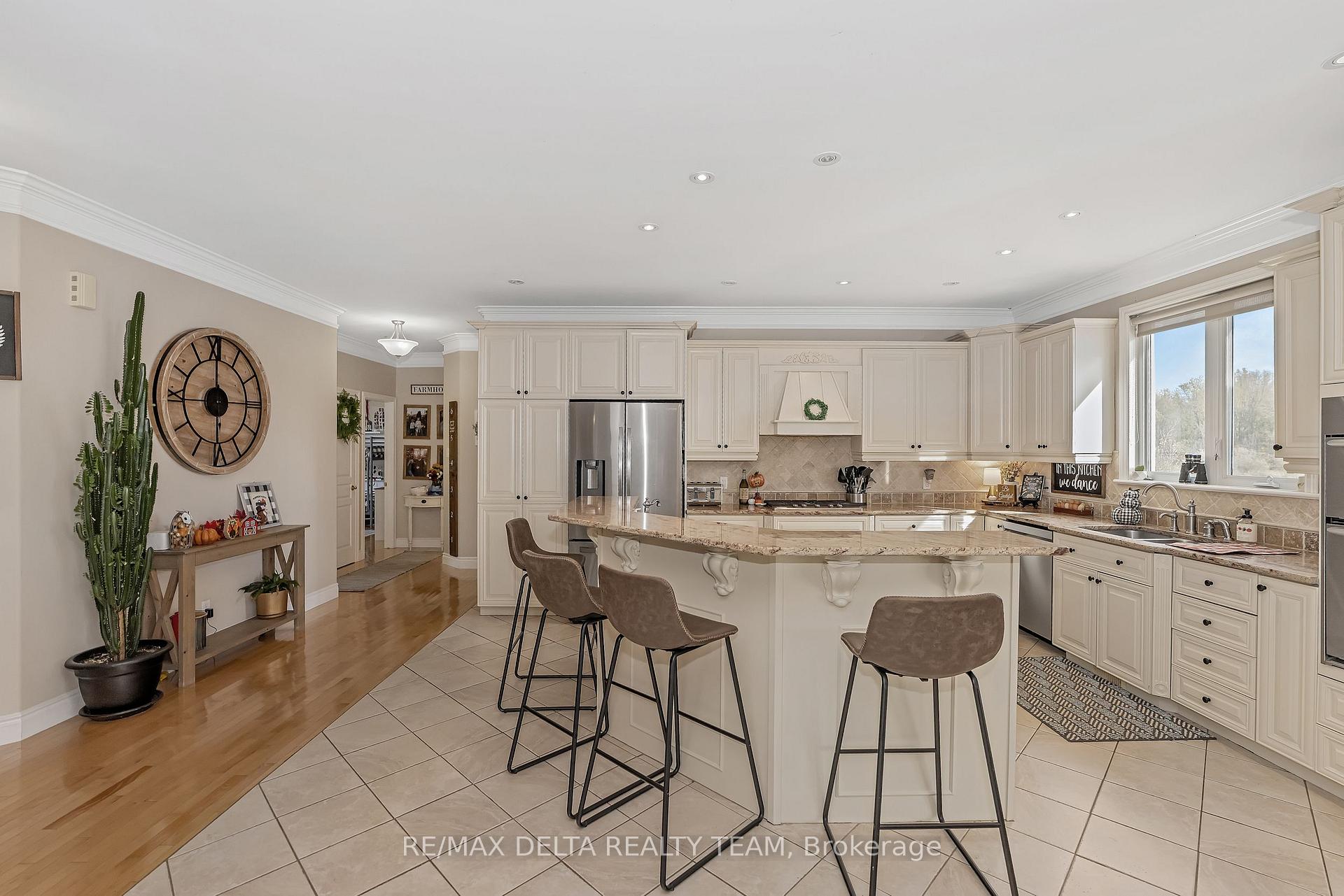 Photo 6 of 3782 Etienne Road, Ottawa, Cumberland West — HOMEH