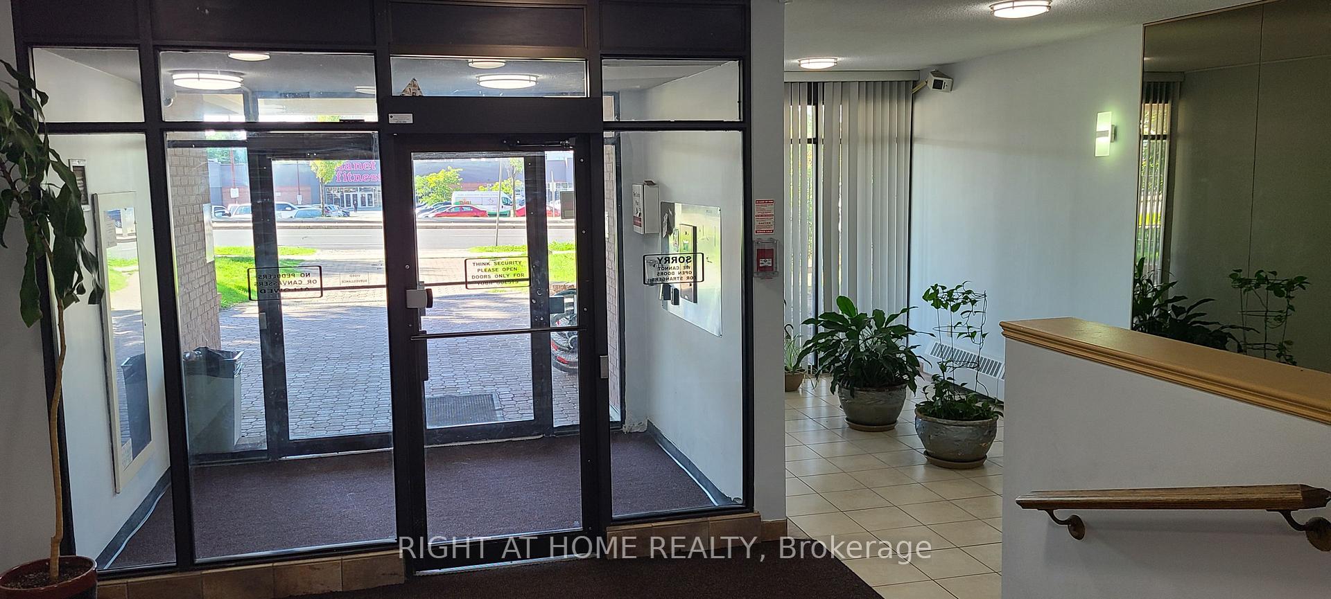 Photo 3 of Unit 405, 10 Tapscott Road, Scarborough, Malvern — HOMEH