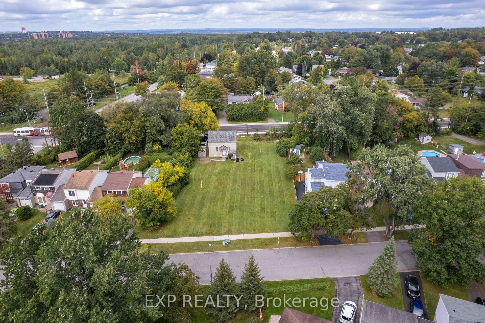 Photo 2 of 2446 Innes Road, Ottawa, Blackburn Hamlet (South) — HOMEH