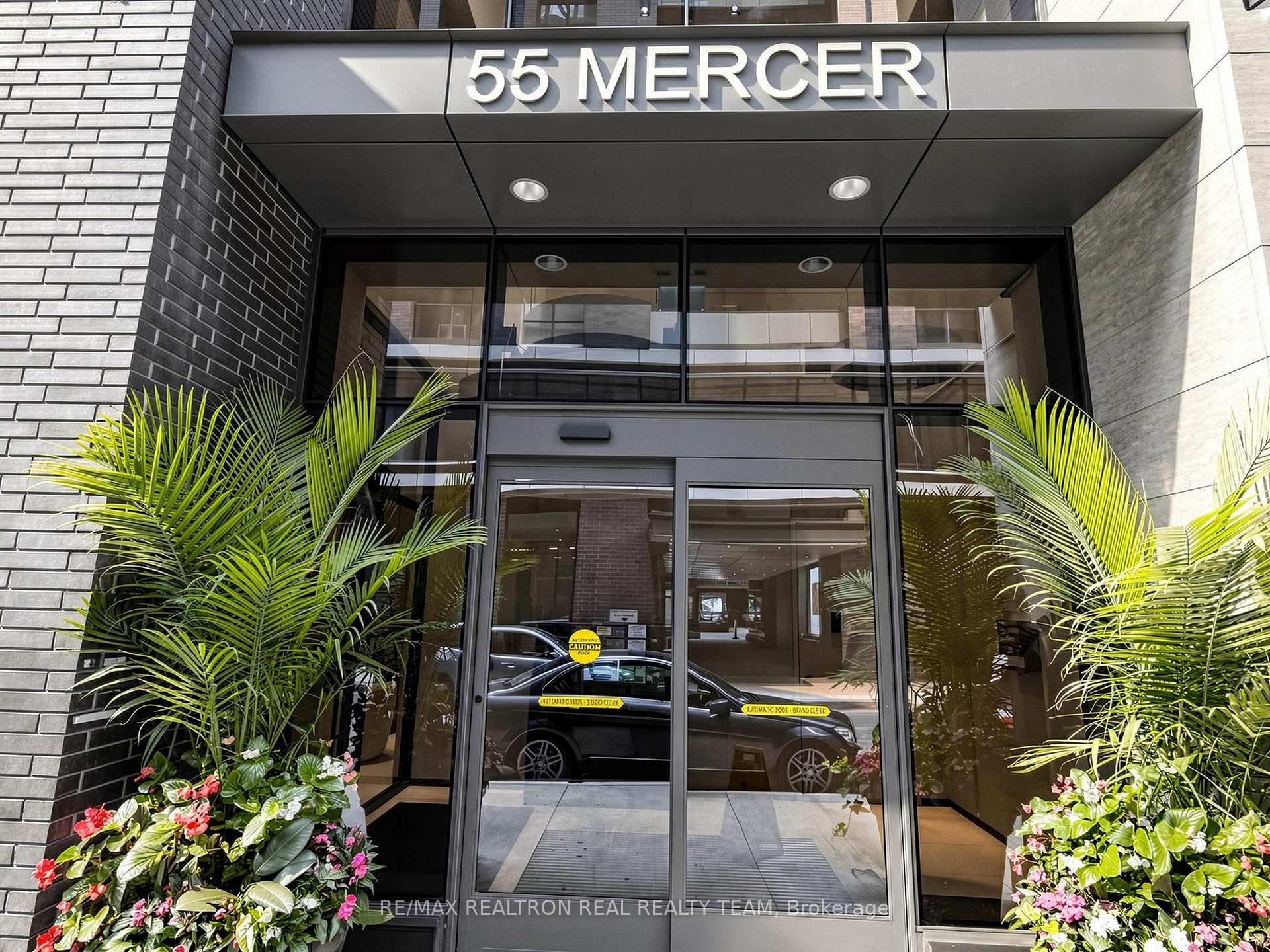 Photo 5 of Unit 2807, 55 Mercer Street, Toronto, Waterfront Communities — HOMEH