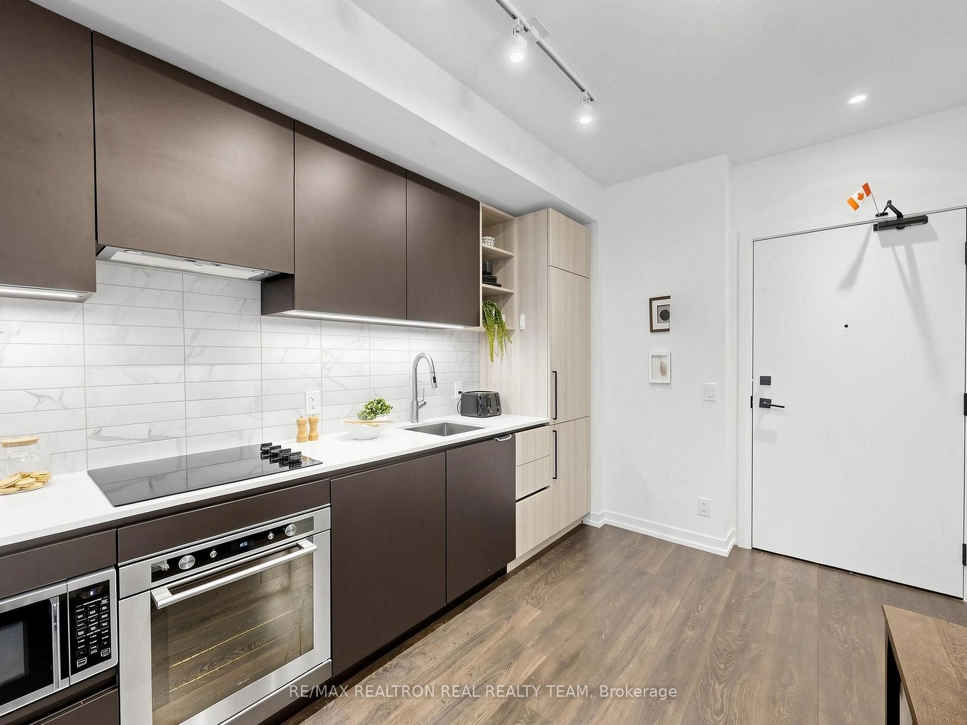Photo 17 of Unit 2807, 55 Mercer Street, Toronto, Waterfront Communities — HOMEH