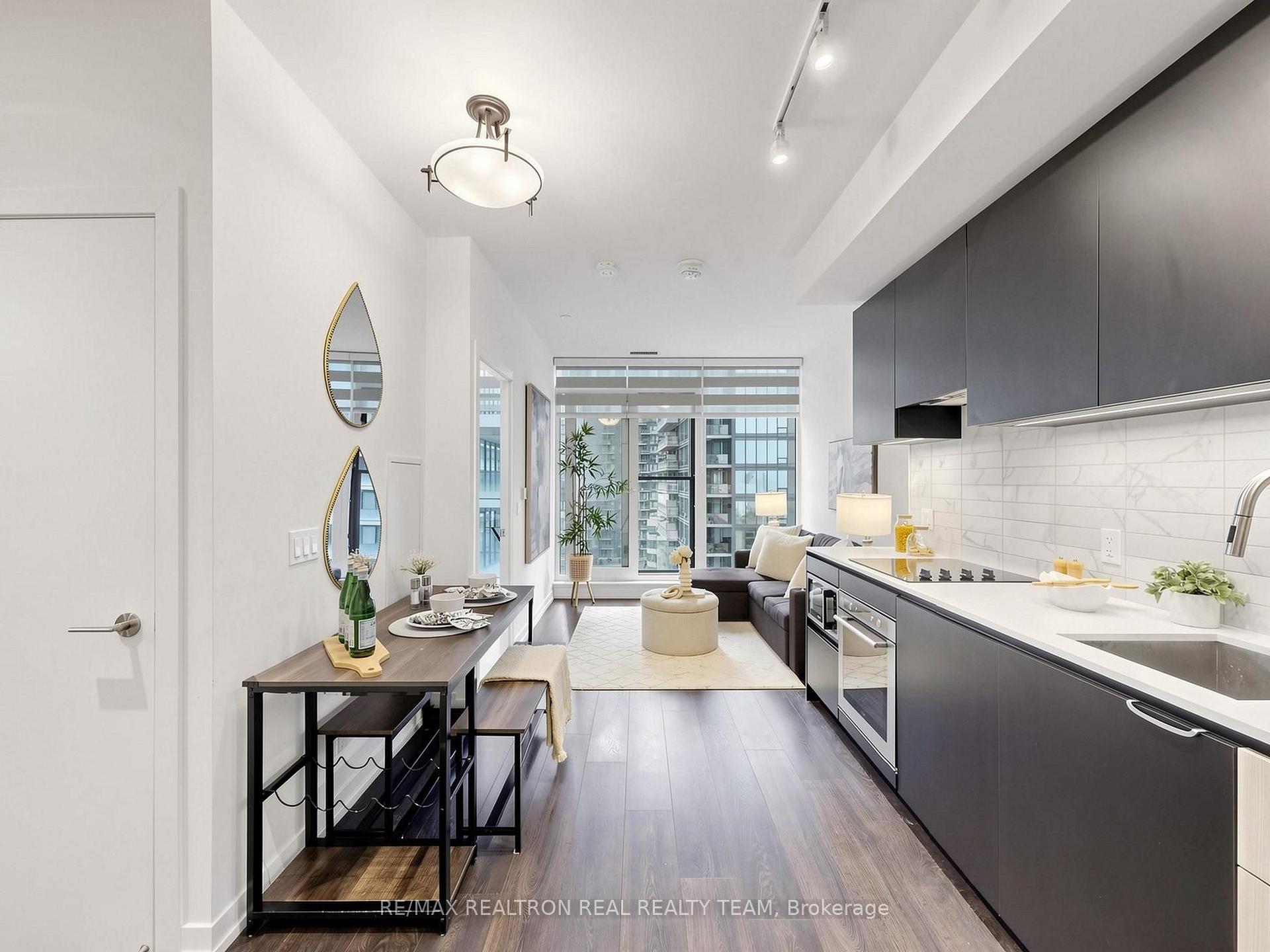 Photo 19 of Unit 2807, 55 Mercer Street, Toronto, Waterfront Communities — HOMEH