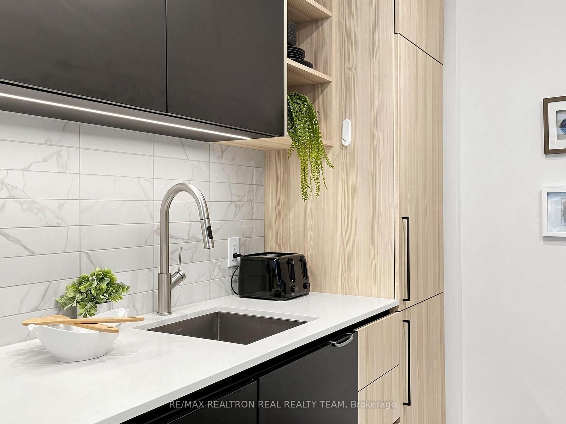 Photo 22 of Unit 2807, 55 Mercer Street, Toronto, Waterfront Communities — HOMEH