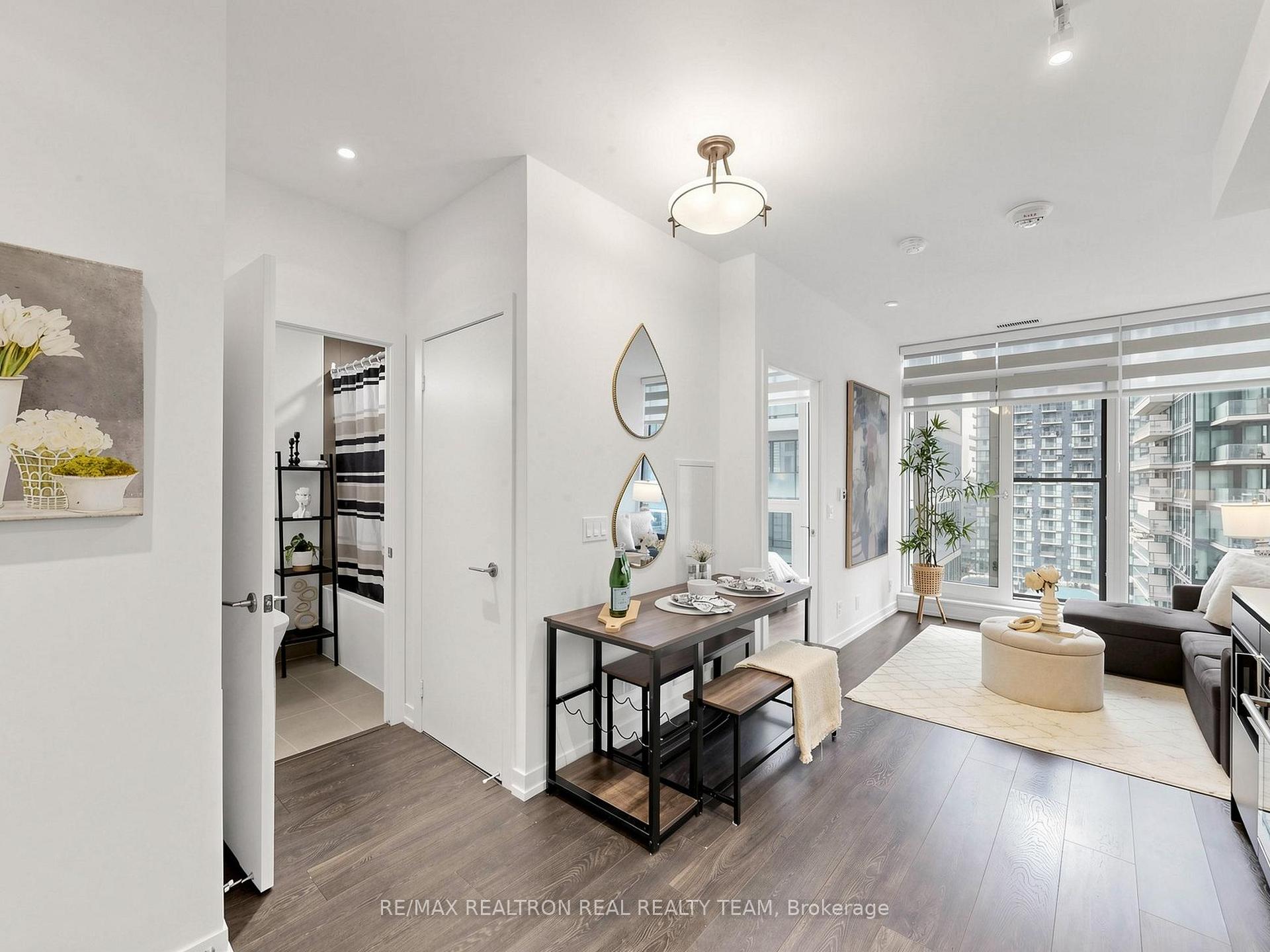 Photo 23 of Unit 2807, 55 Mercer Street, Toronto, Waterfront Communities — HOMEH