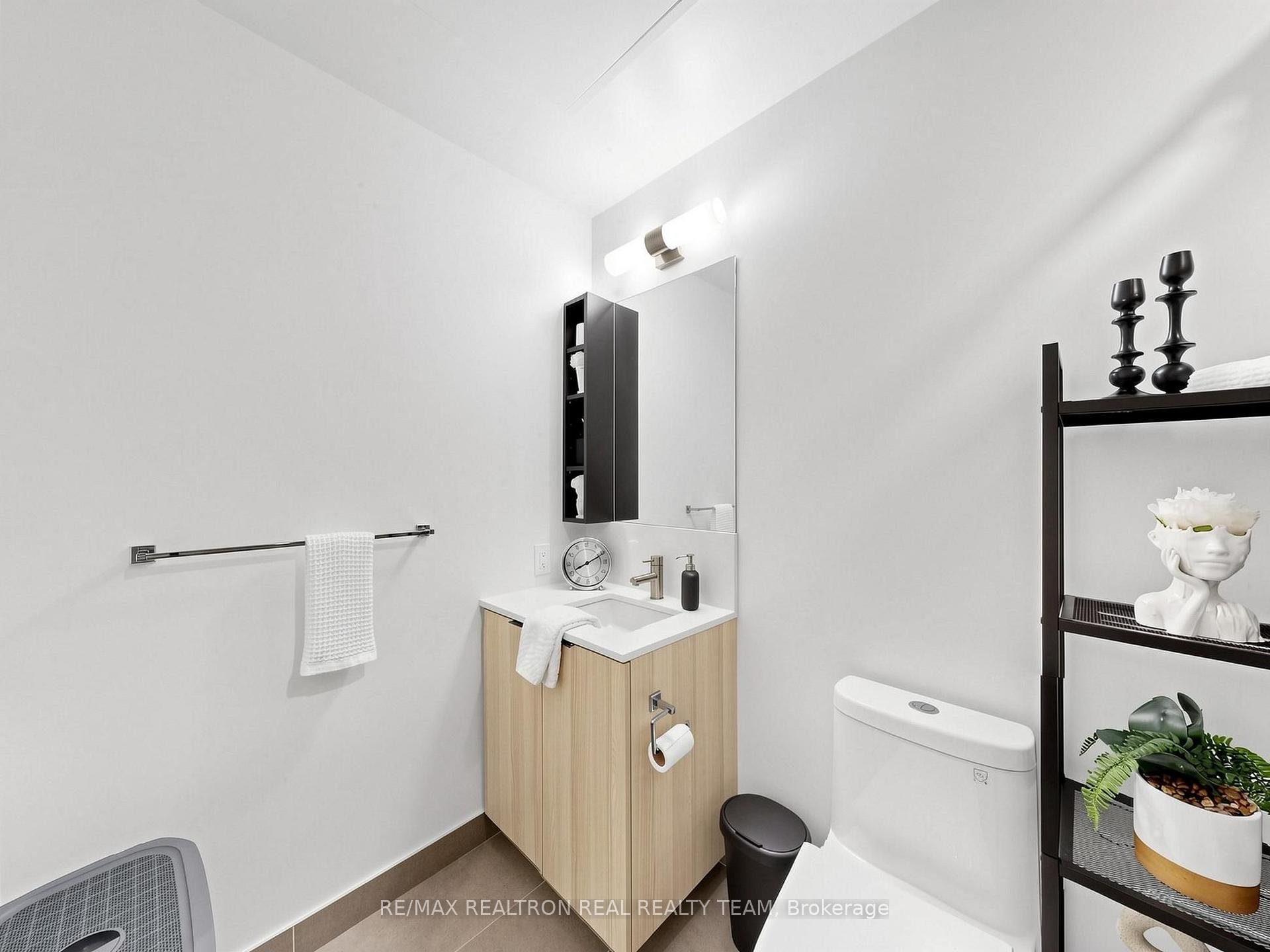 Photo 31 of Unit 2807, 55 Mercer Street, Toronto, Waterfront Communities — HOMEH