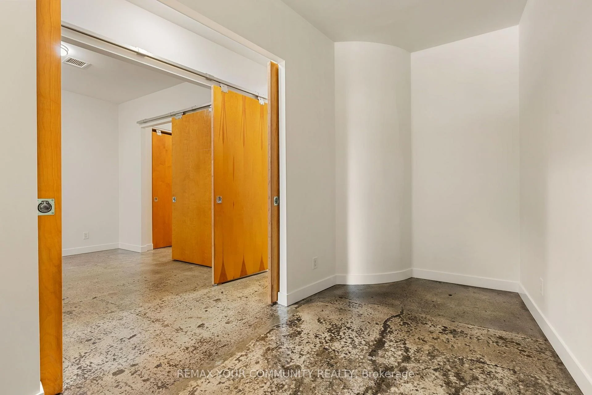 Photo 11 of Unit 839, 155 Dalhousie Street, Toronto, Church-Yonge Corridor — HOMEH
