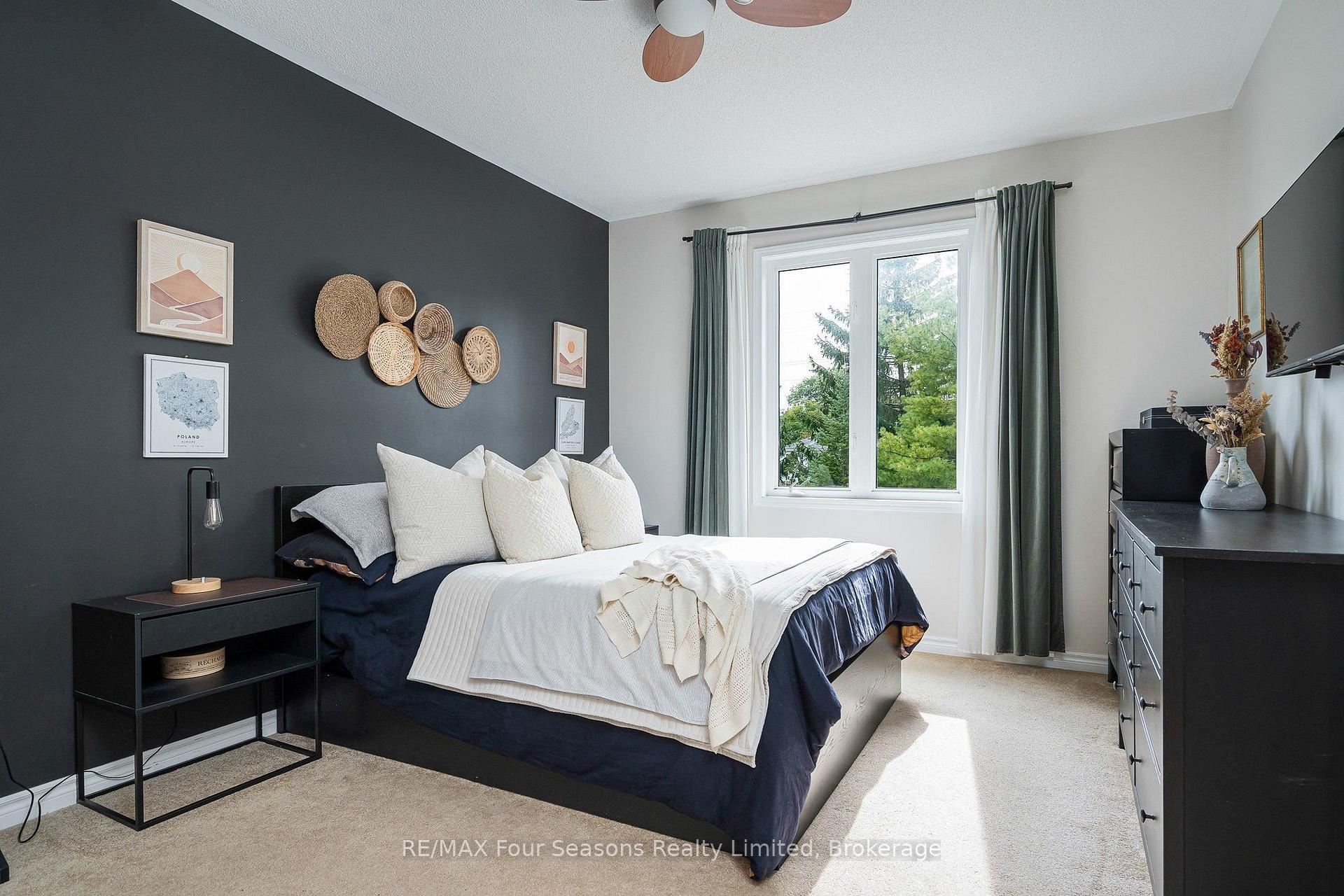 Photo 14 of 32 Christy Drive, Wasaga Beach — HOMEH