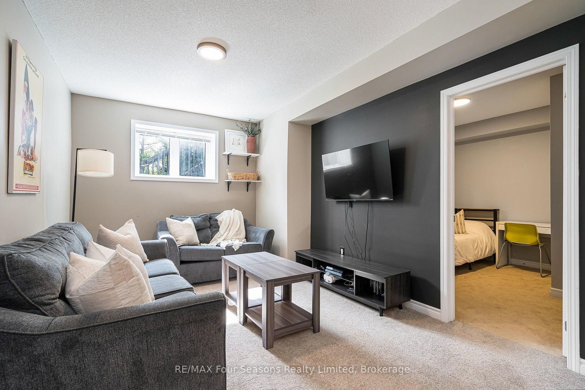 Photo 21 of 32 Christy Drive, Wasaga Beach — HOMEH