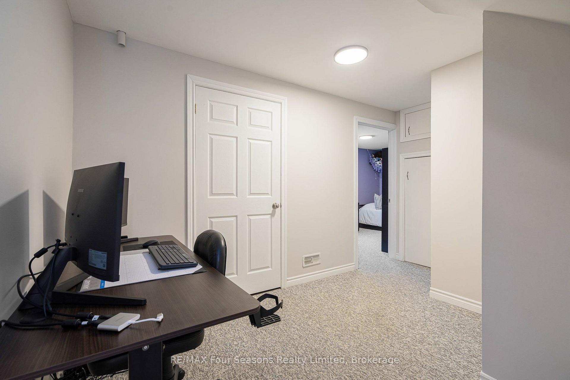 Photo 25 of 32 Christy Drive, Wasaga Beach — HOMEH