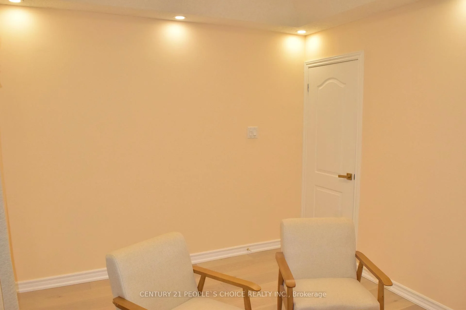 Photo 22 of 19 Mckitrick Drive, Orangeville — HOMEH