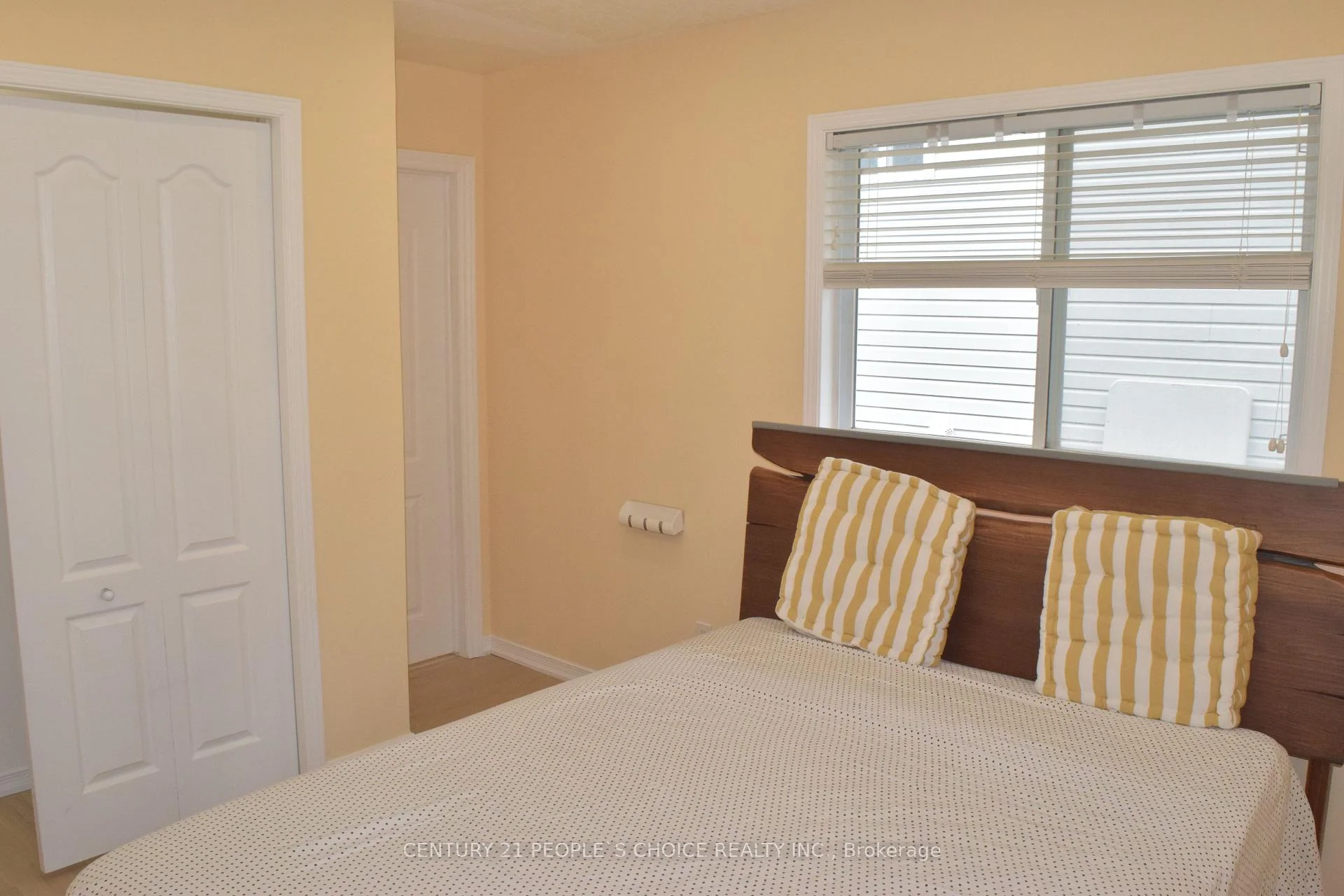 Photo 26 of 19 Mckitrick Drive, Orangeville — HOMEH