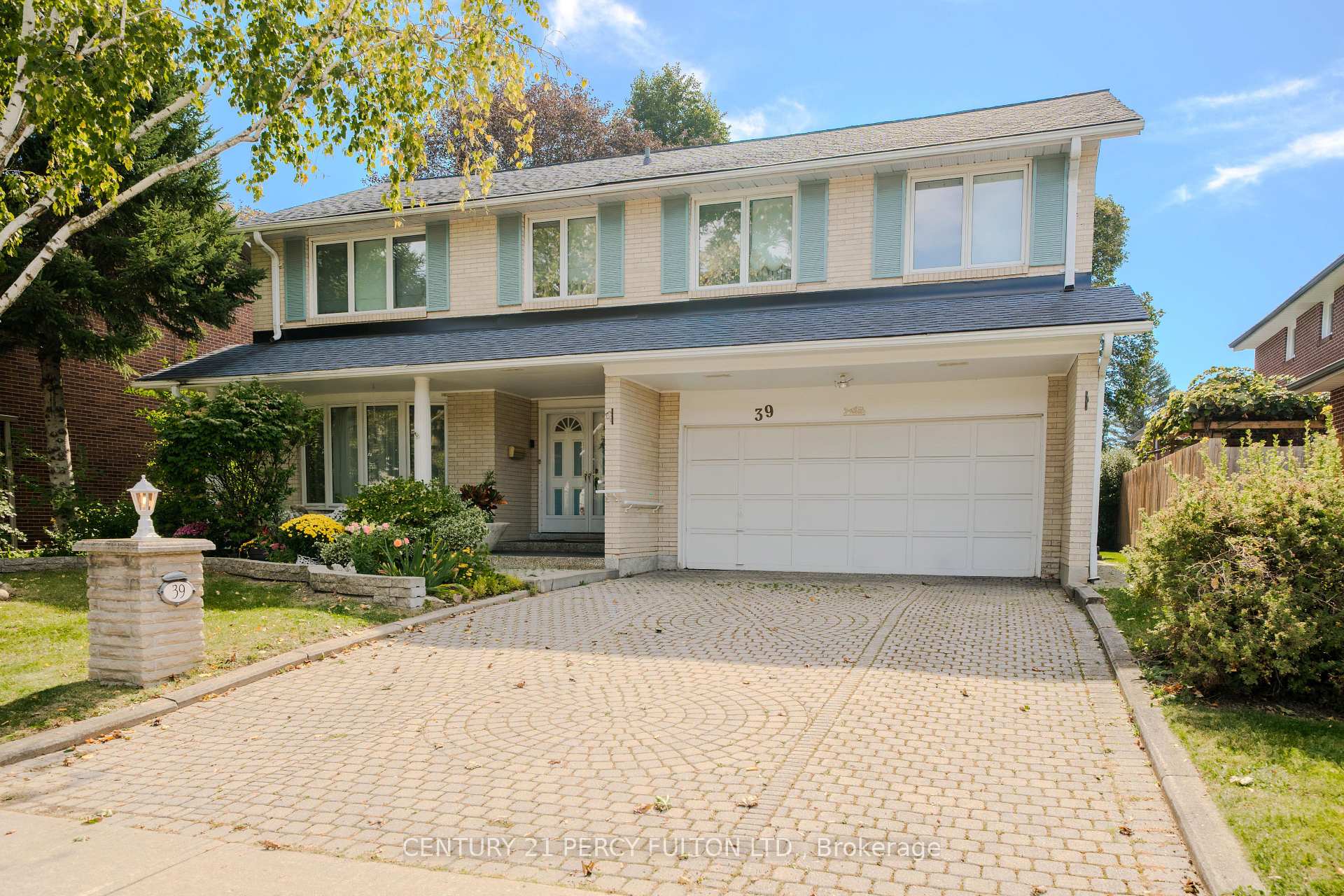 Photo 1 of 39 Apollo Drive, North York, Banbury-Don Mills — HOMEH